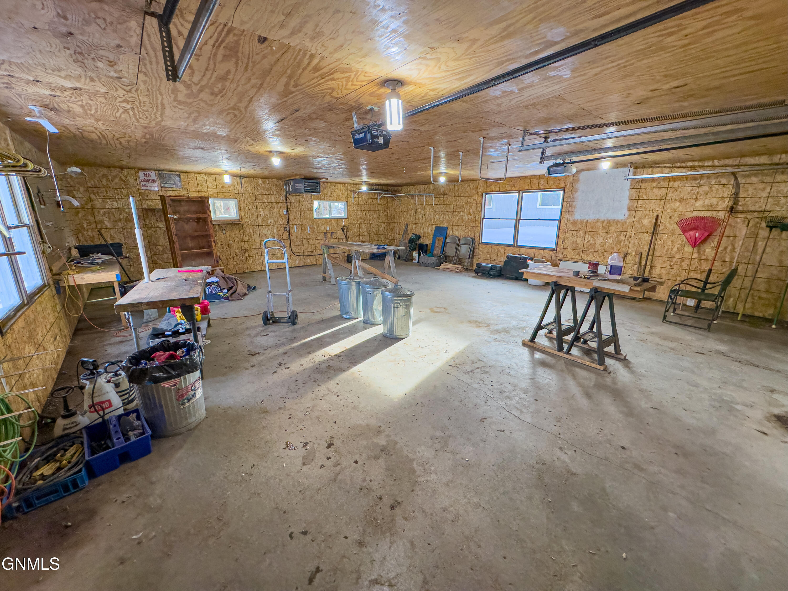 property viewer photo 37