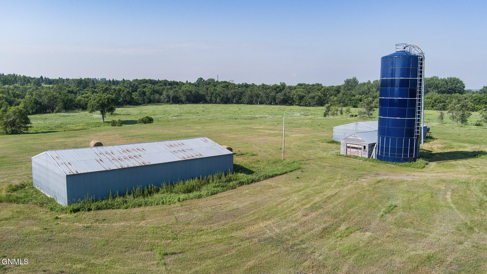 main property photo 58
