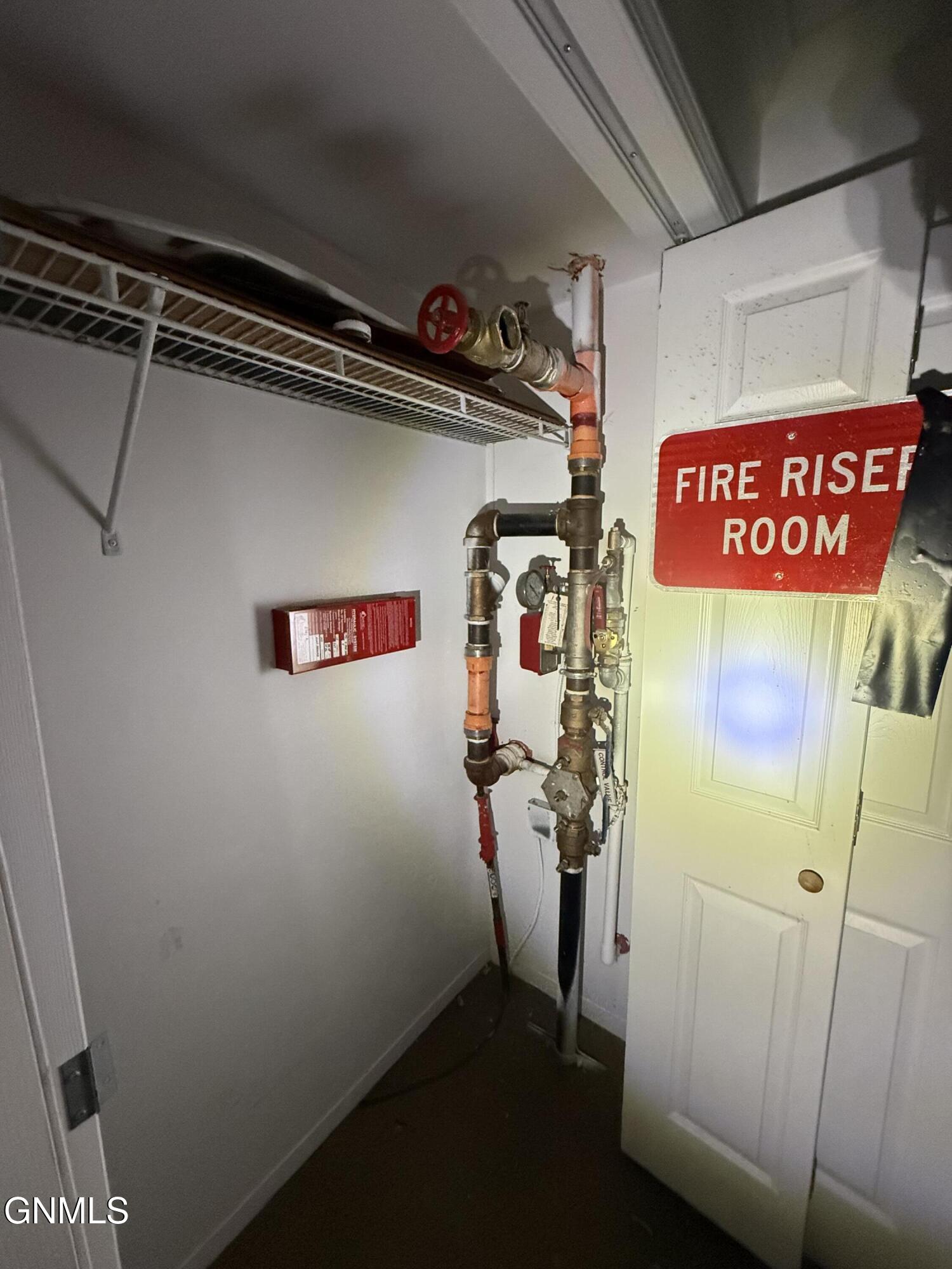 property viewer photo 10