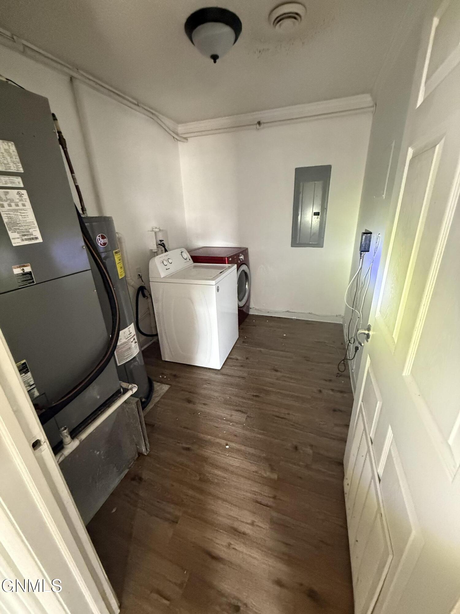 property viewer photo 9