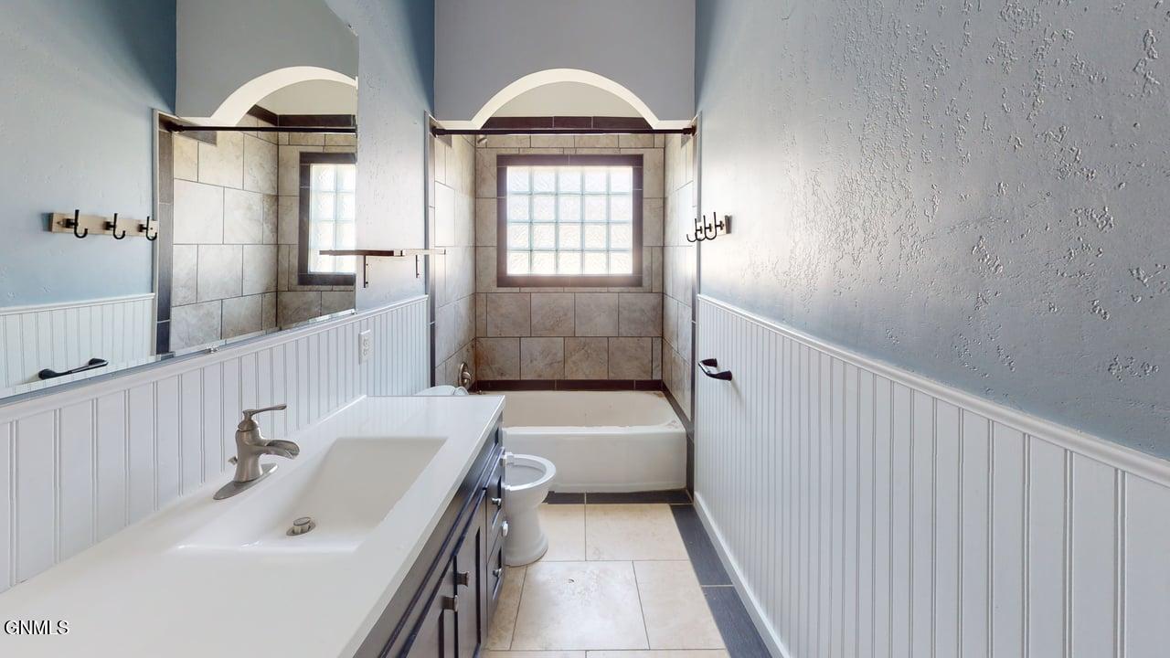 property viewer photo 10