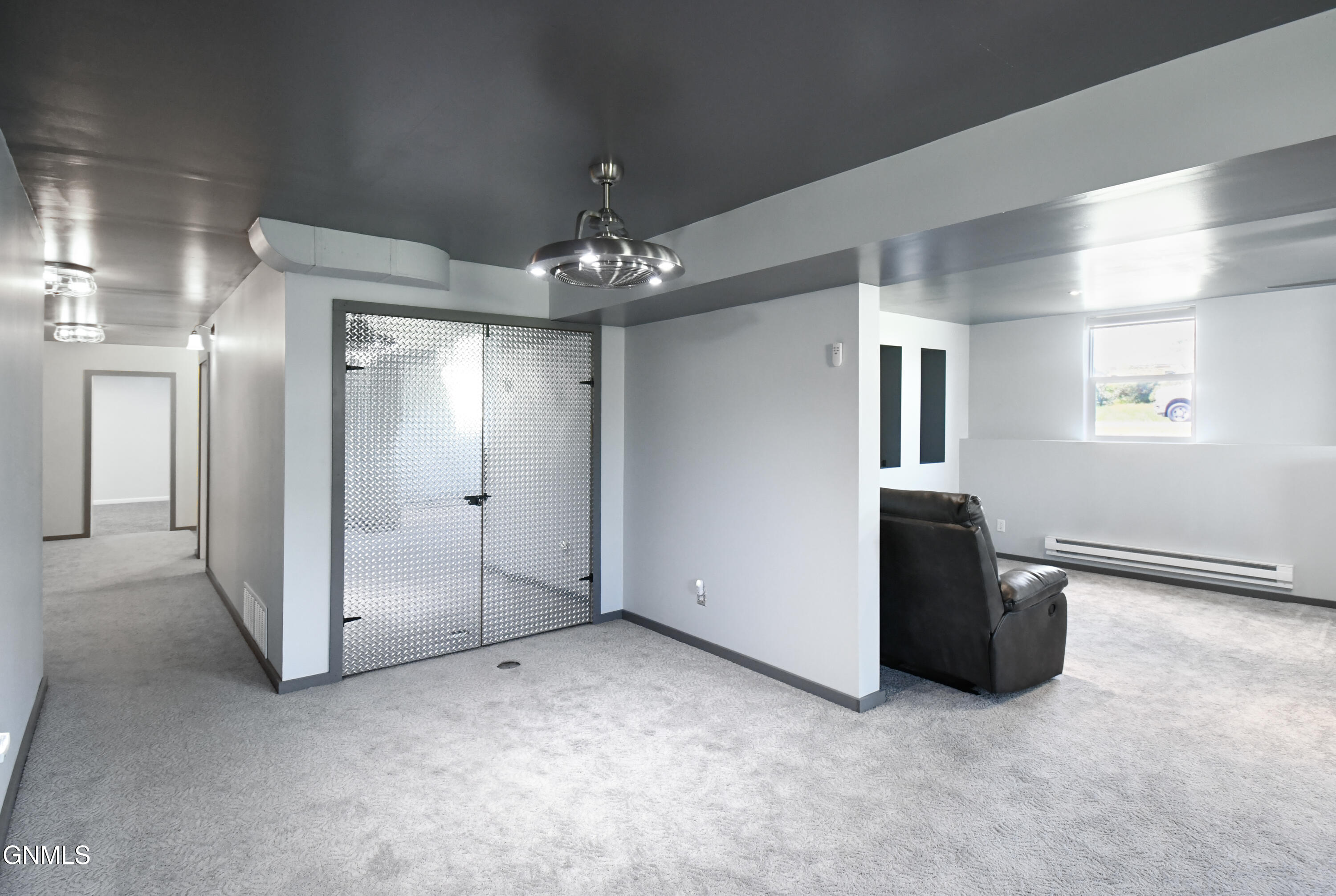 property viewer photo 35