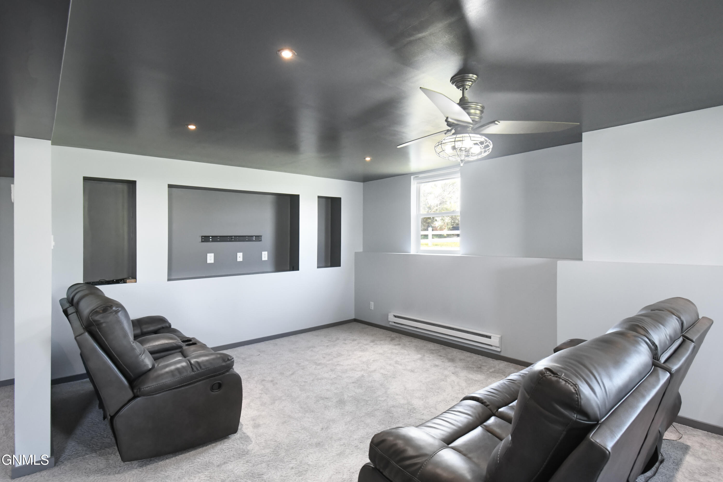 property viewer photo 36
