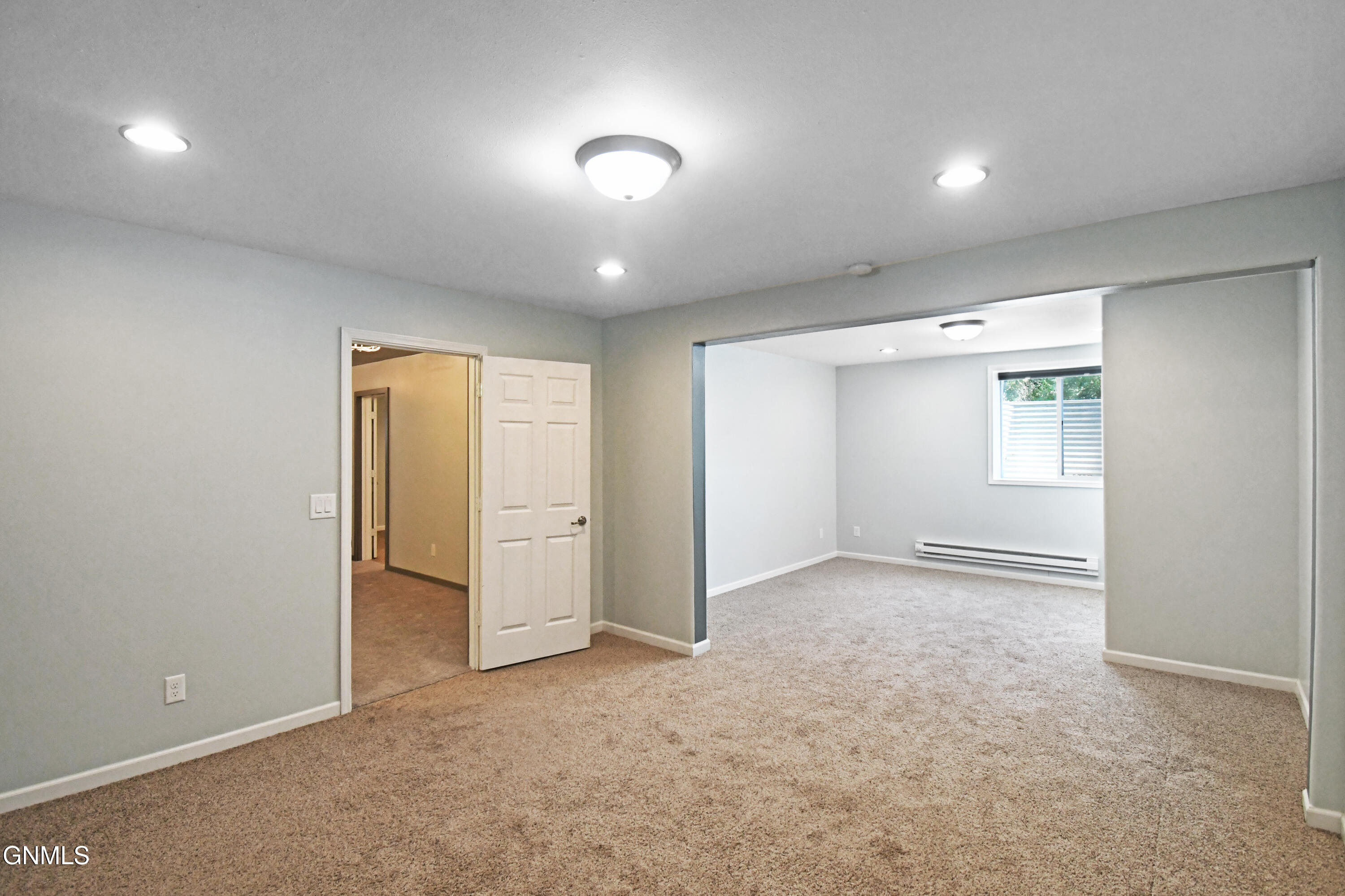 property viewer photo 41