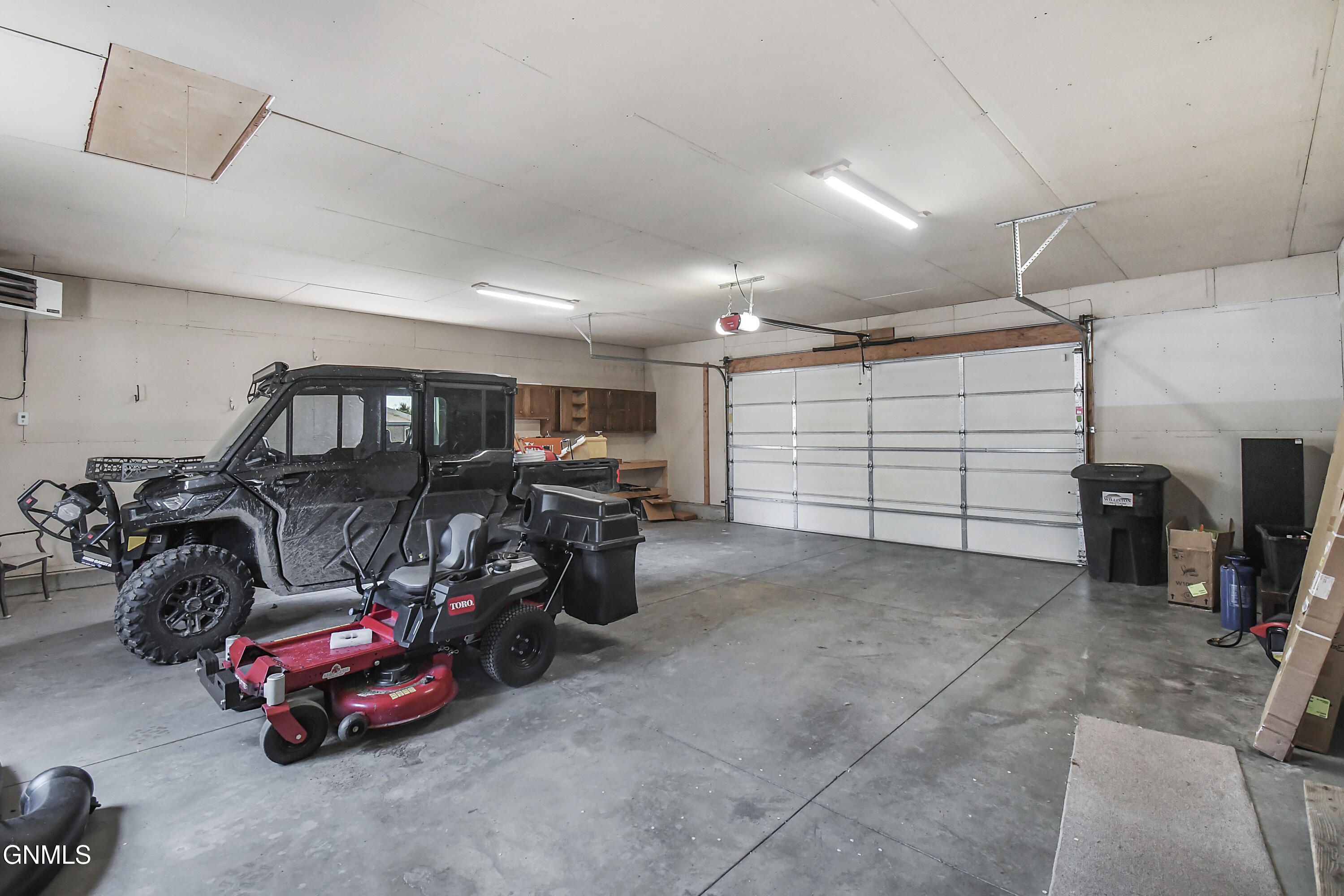 property viewer photo 43