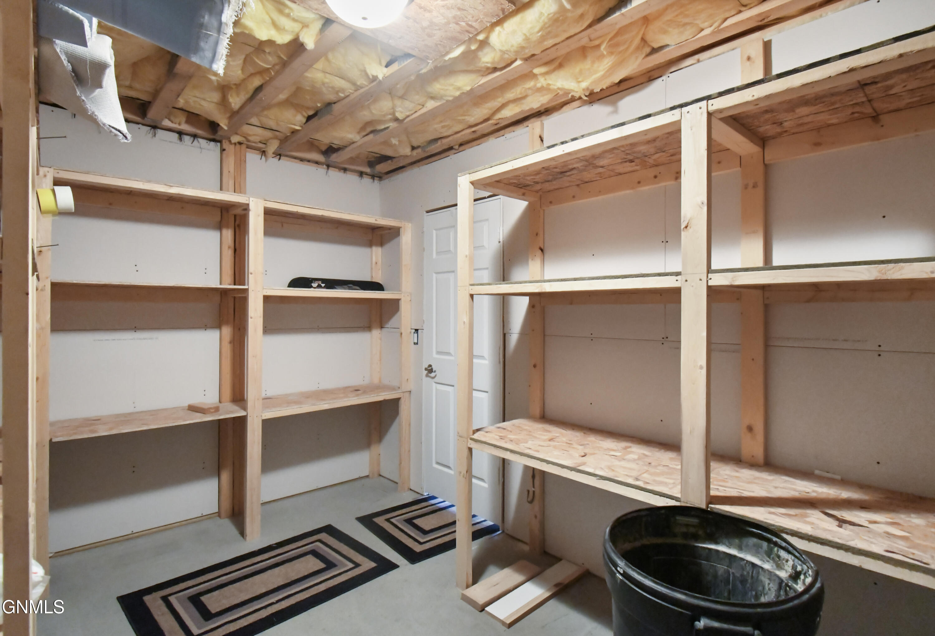 property viewer photo 44