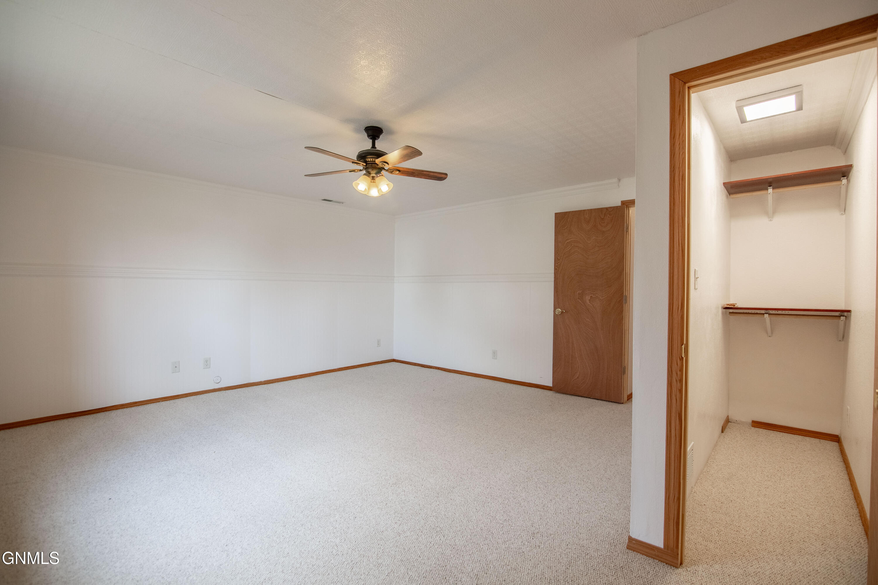 property viewer photo 20