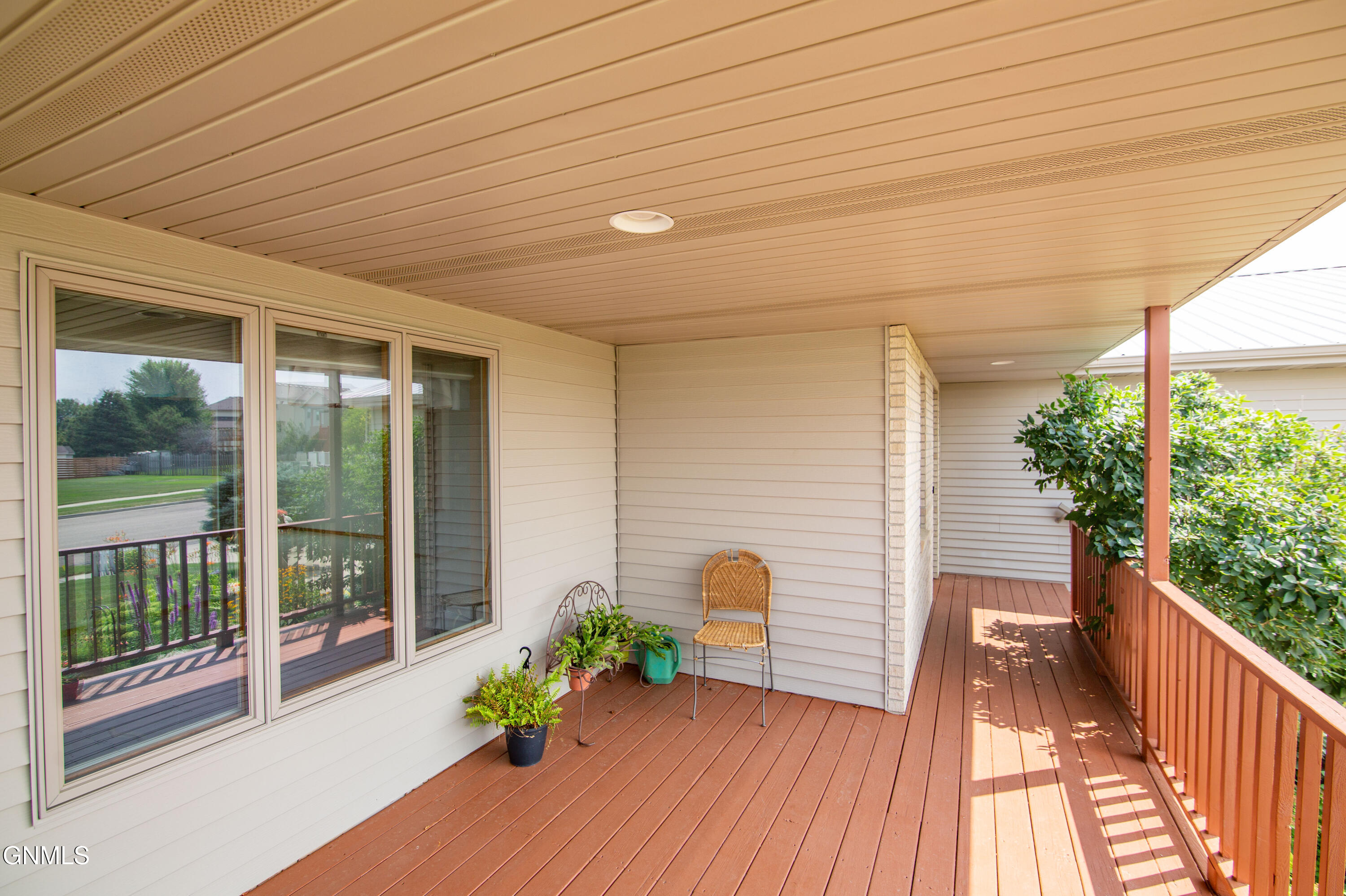 property viewer photo 23