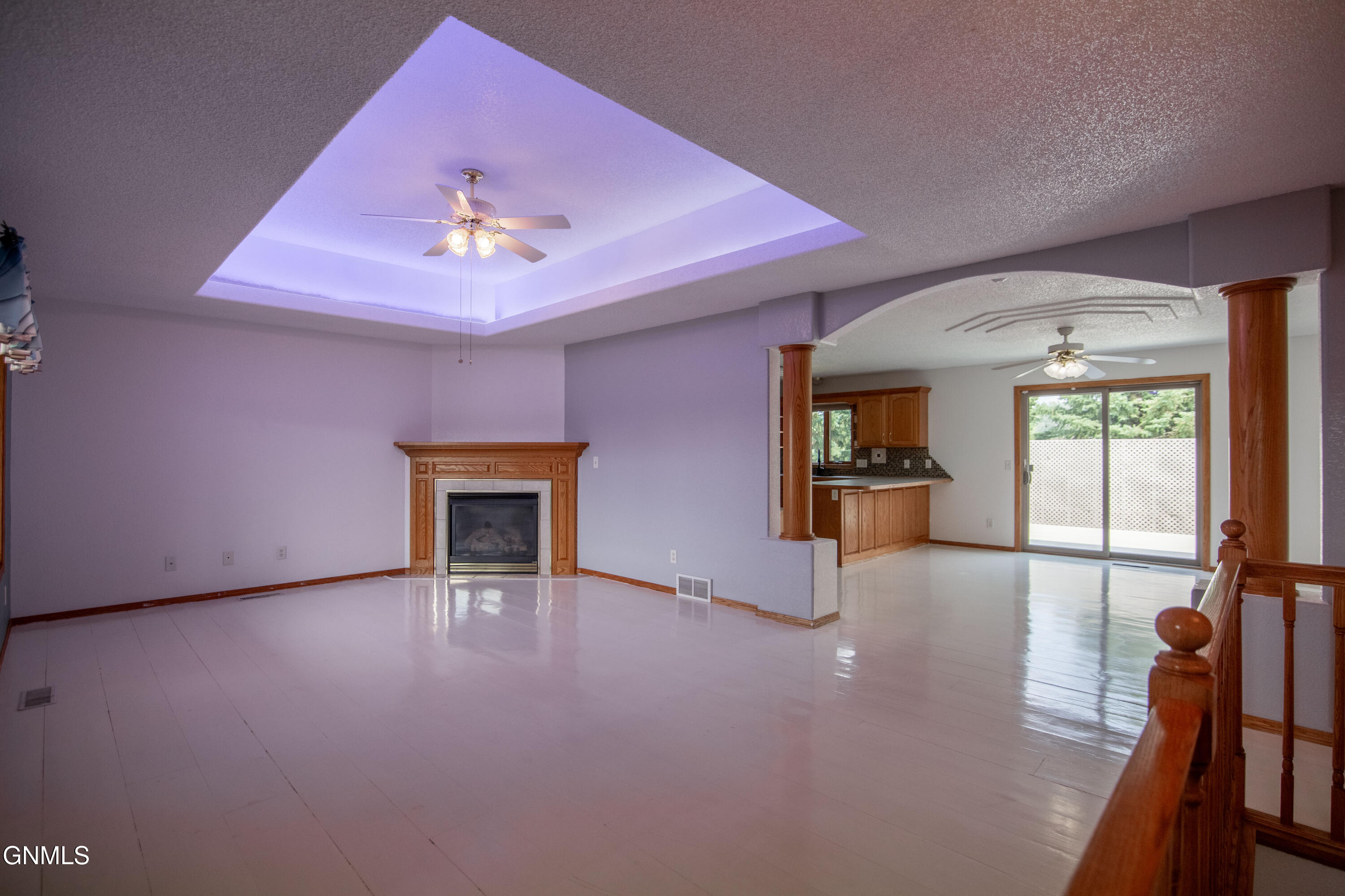 property viewer photo 4