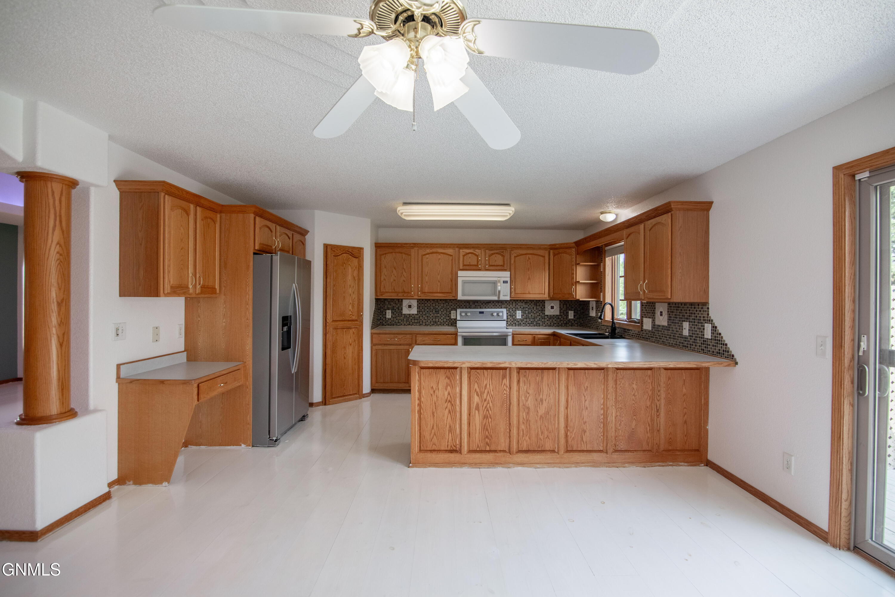 property viewer photo 7