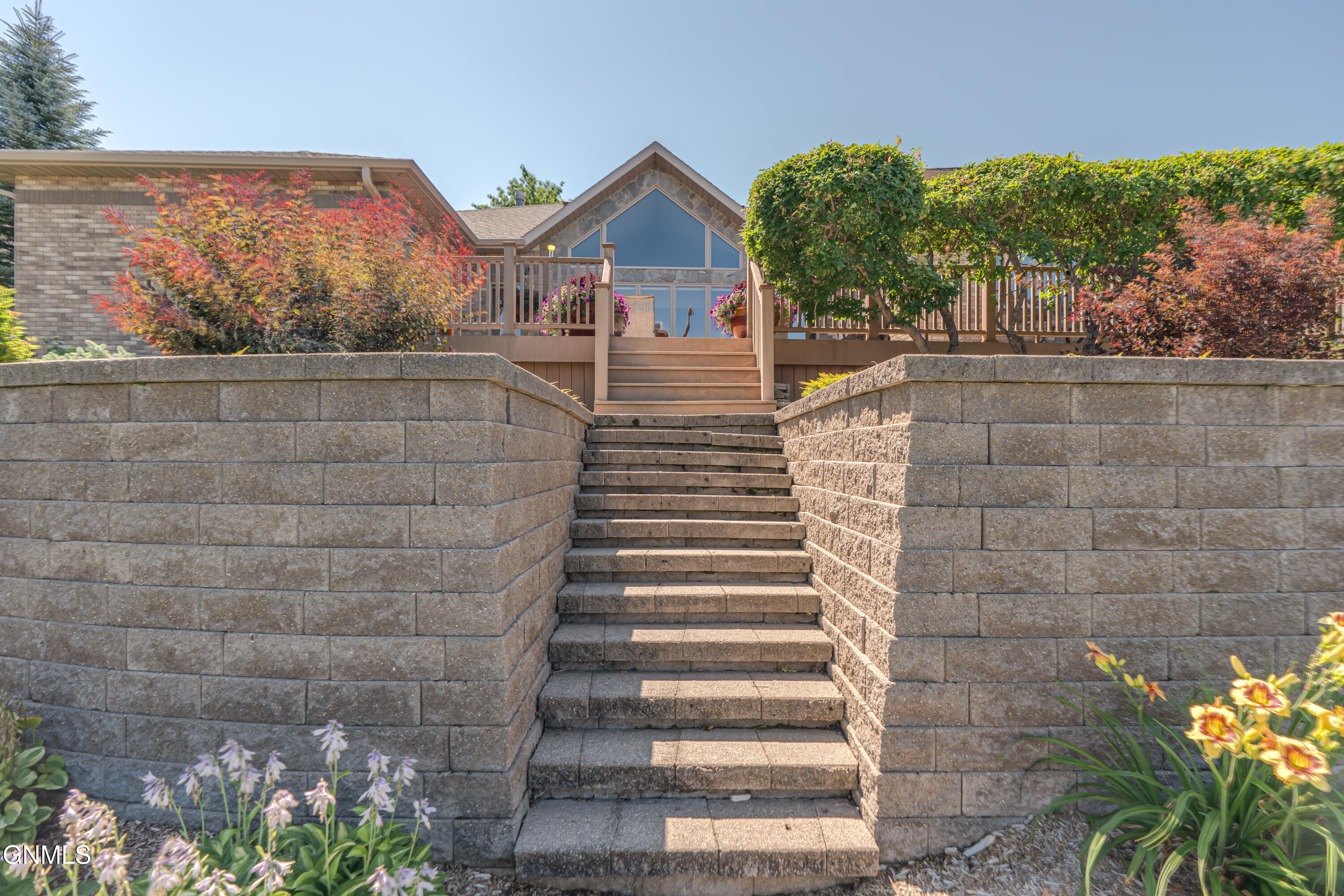 main property photo 157