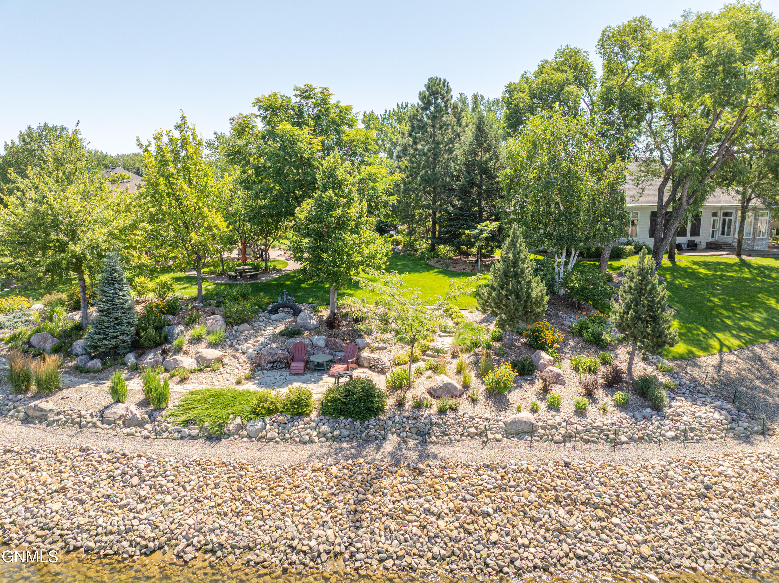 main property photo 175