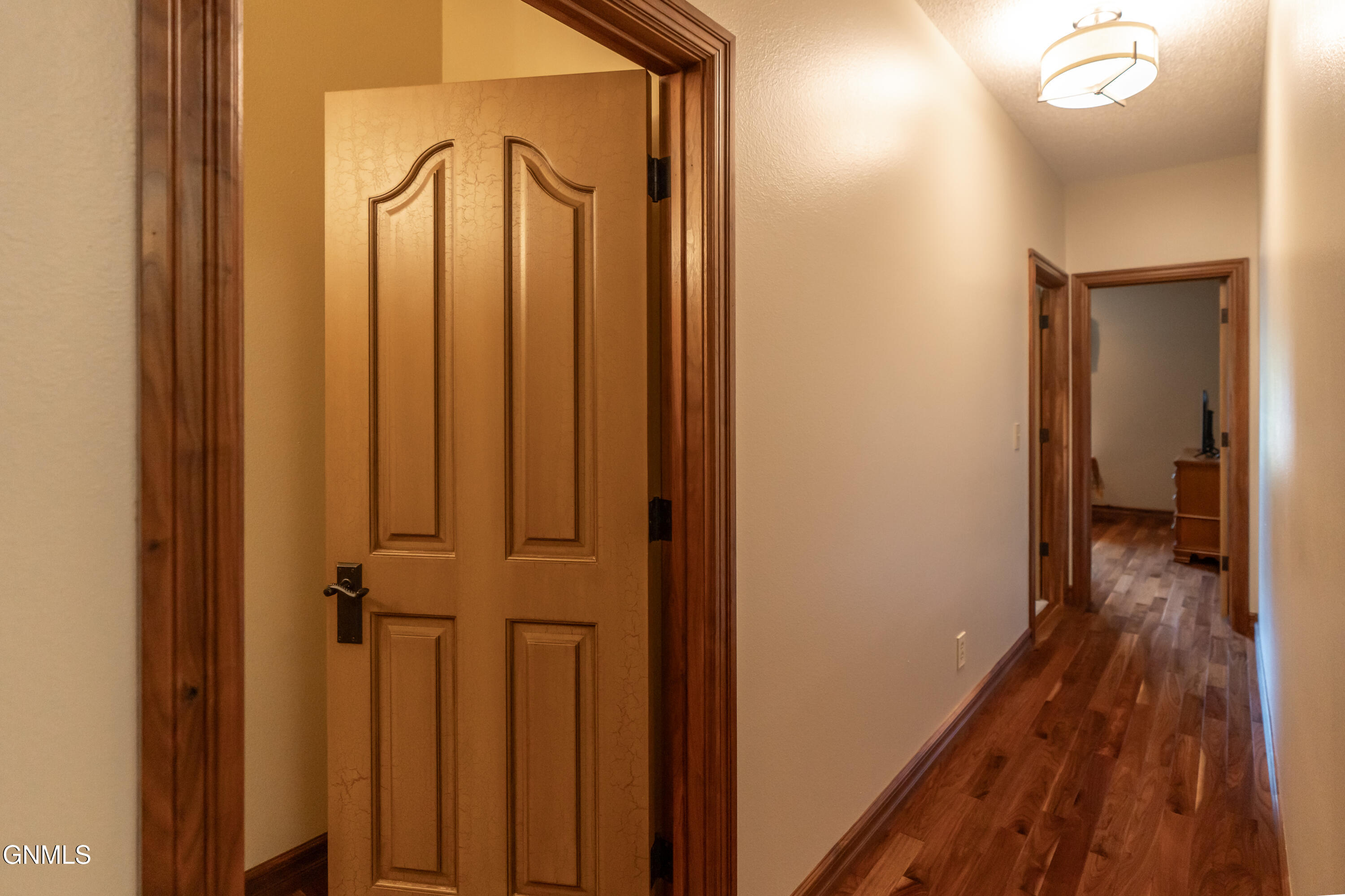 main property photo 59