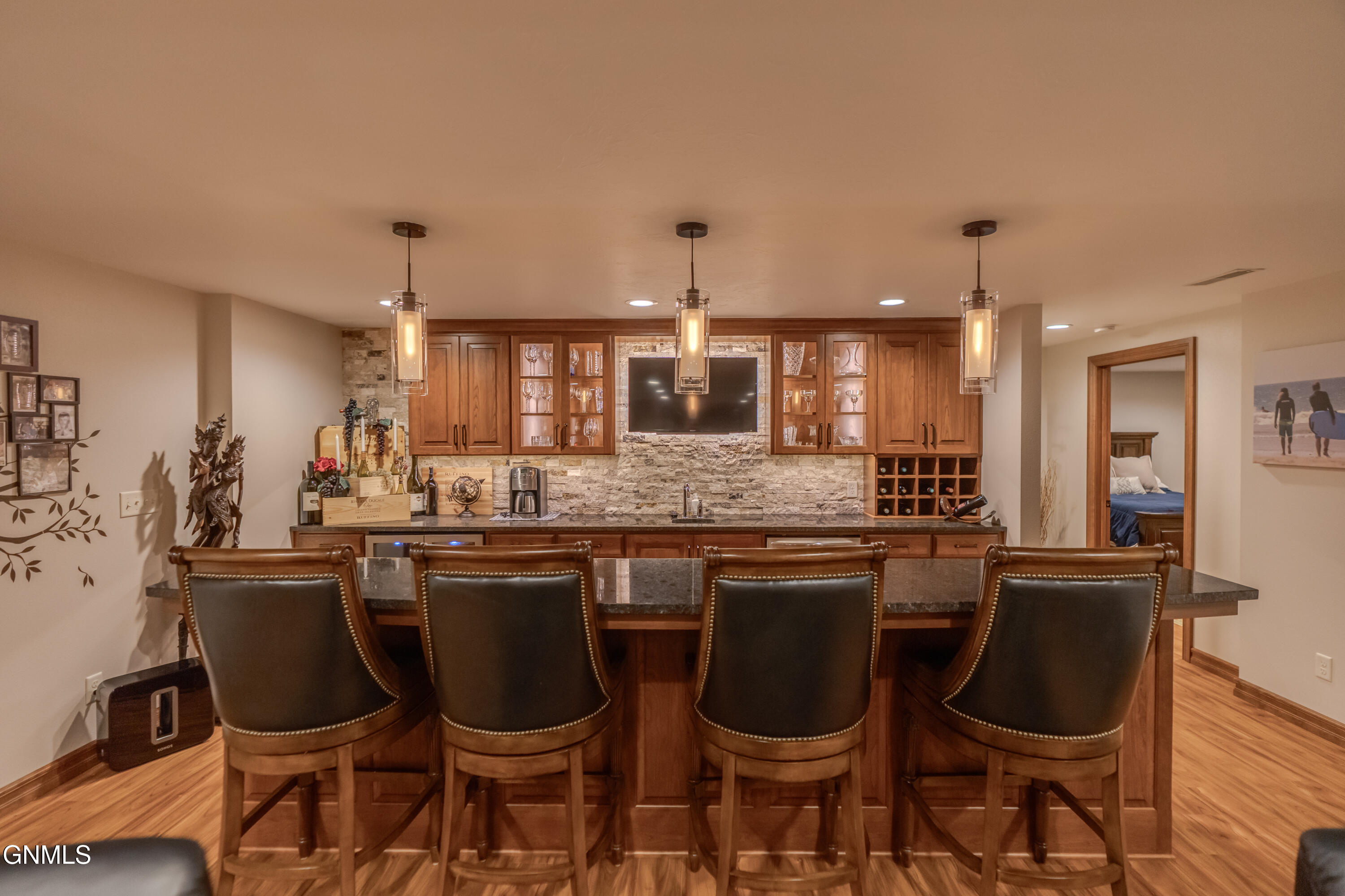 main property photo 70