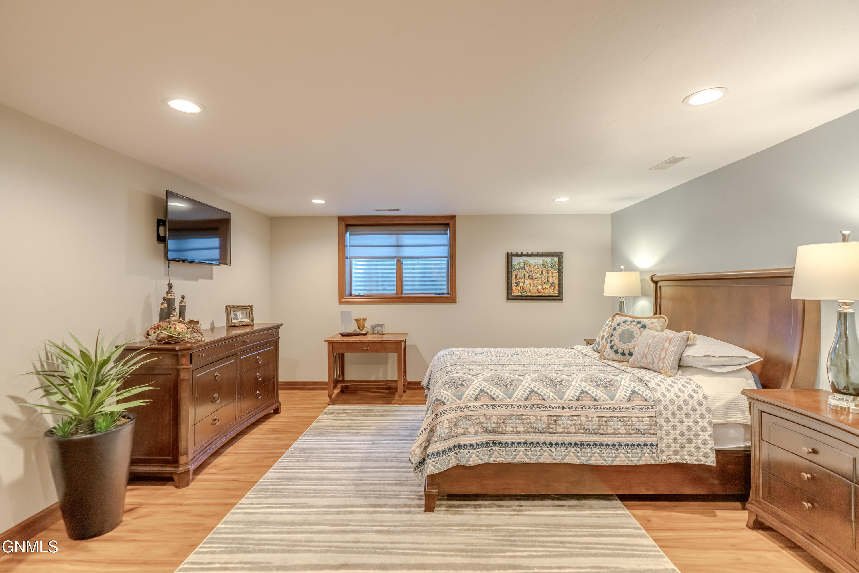 main property photo 91
