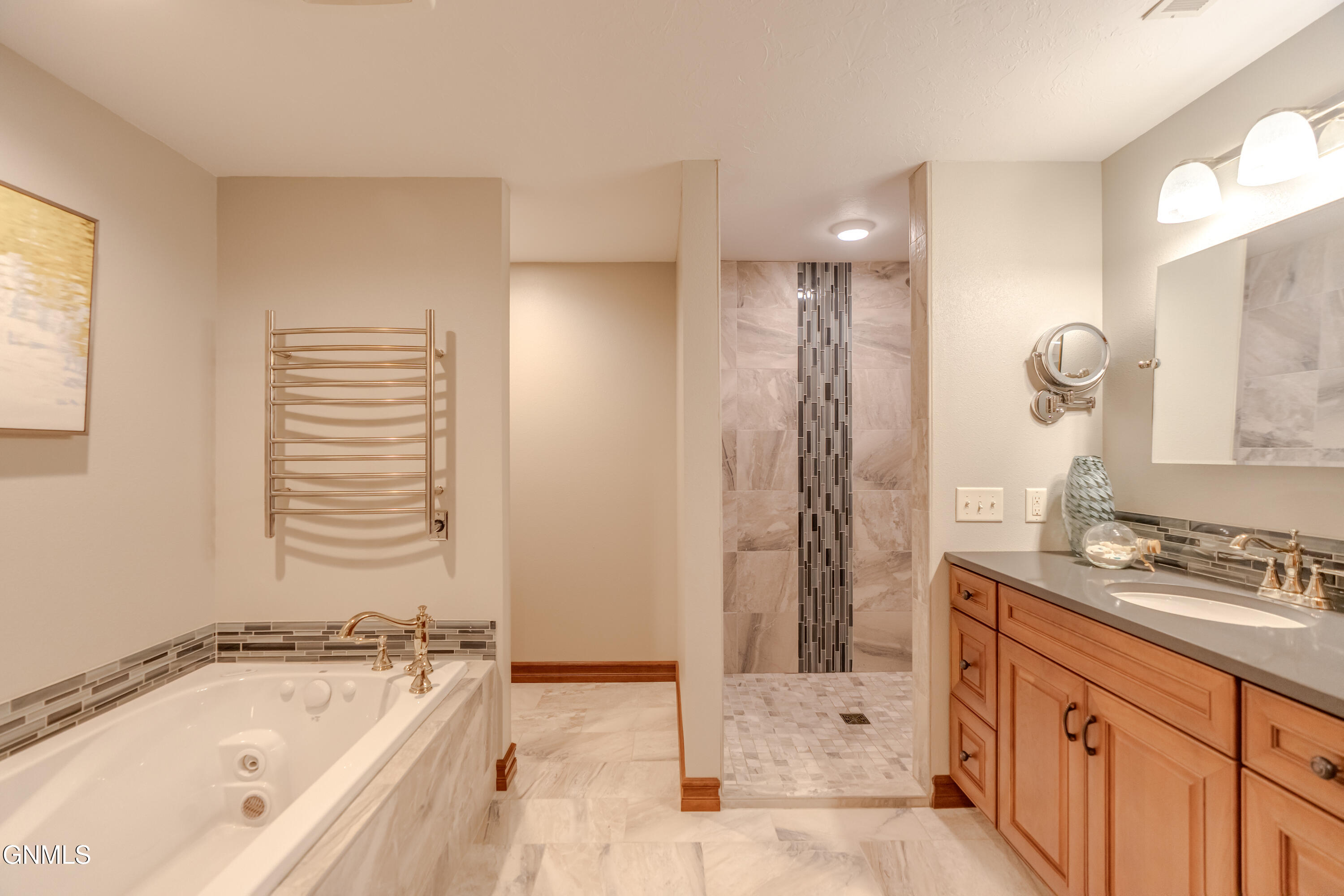 main property photo 93