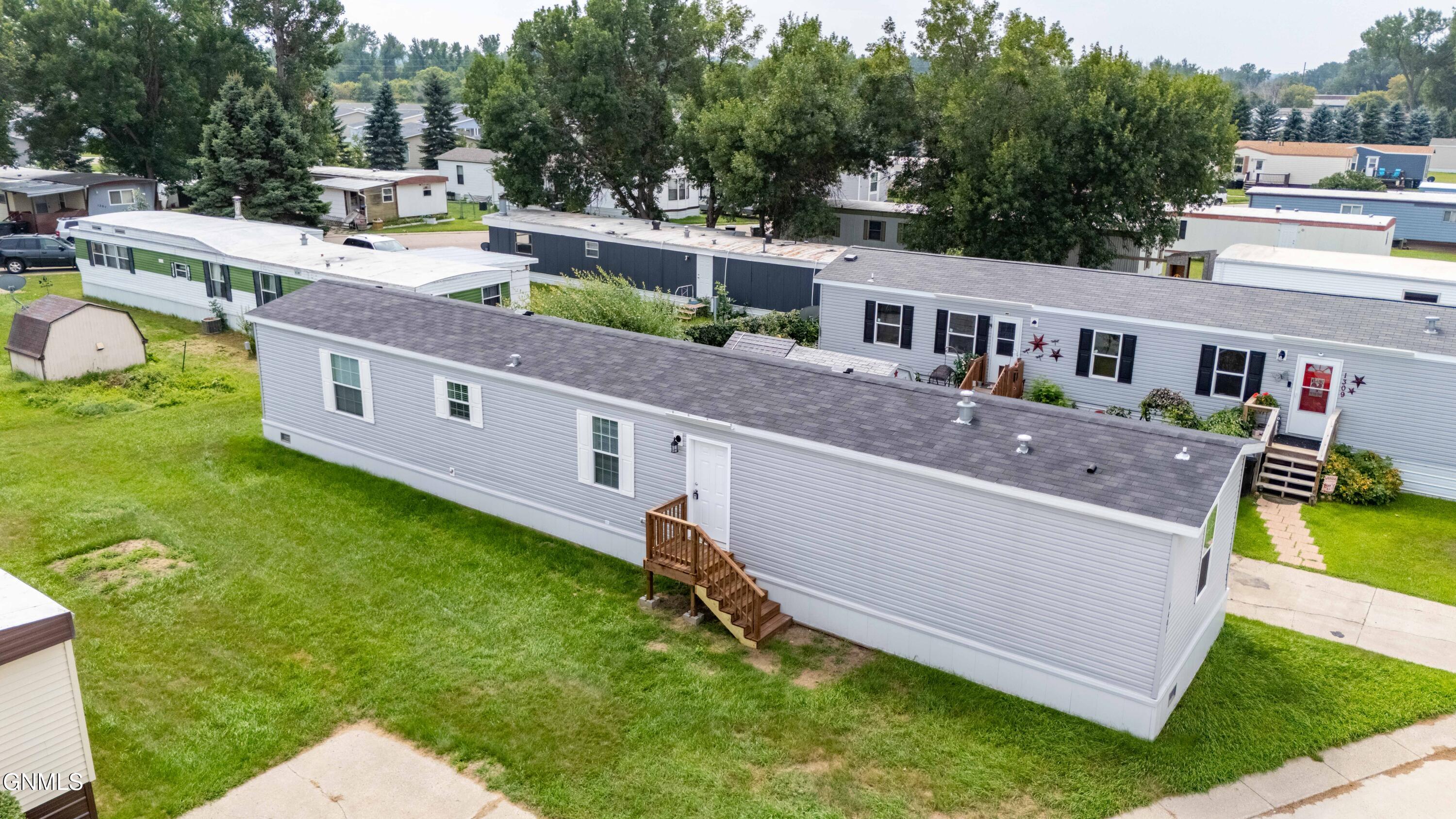 main property photo 0