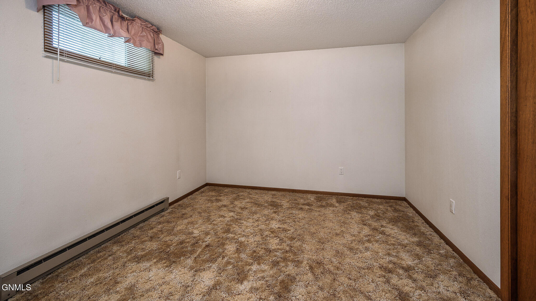 property viewer photo 29