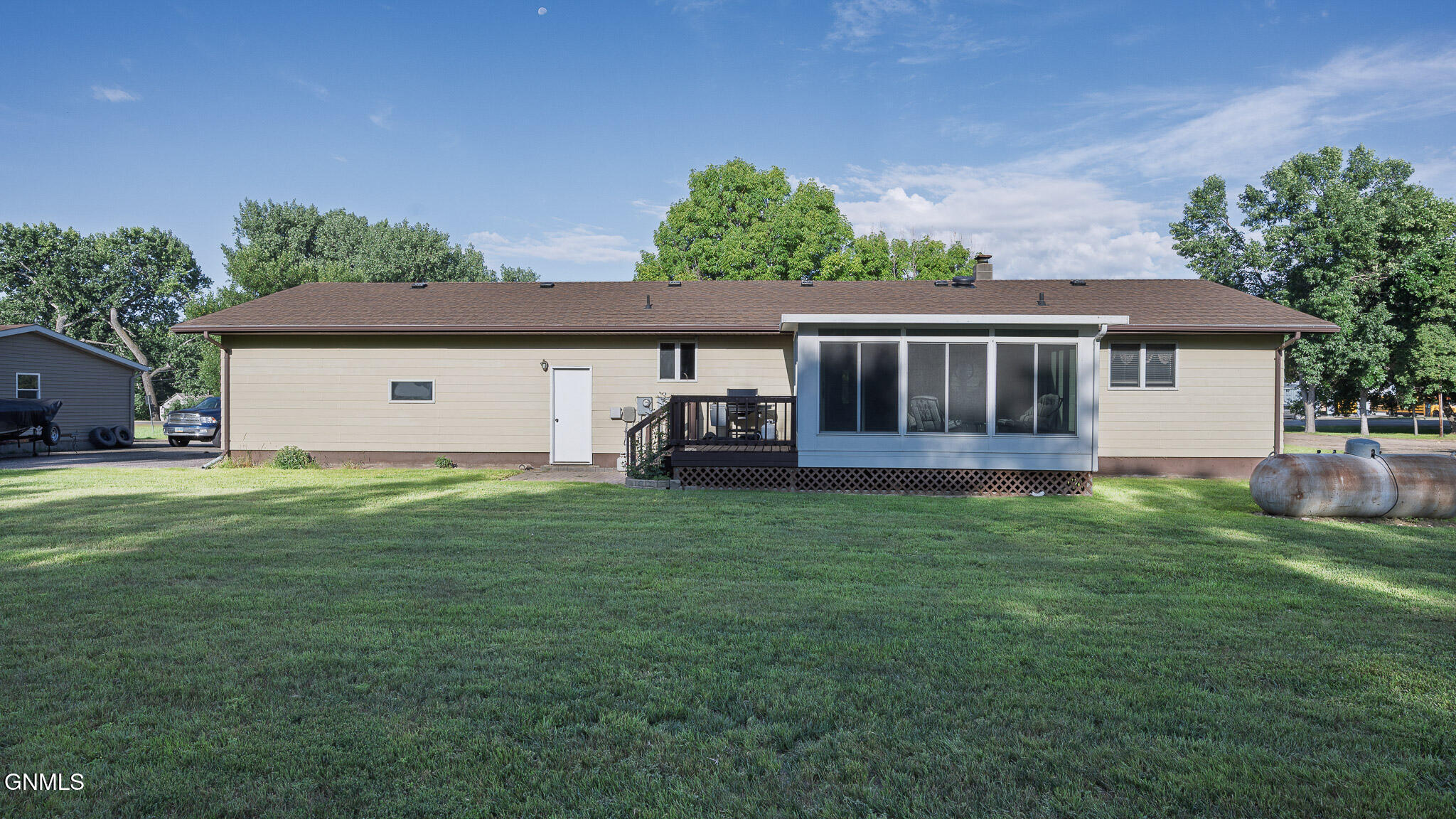 property viewer photo 39