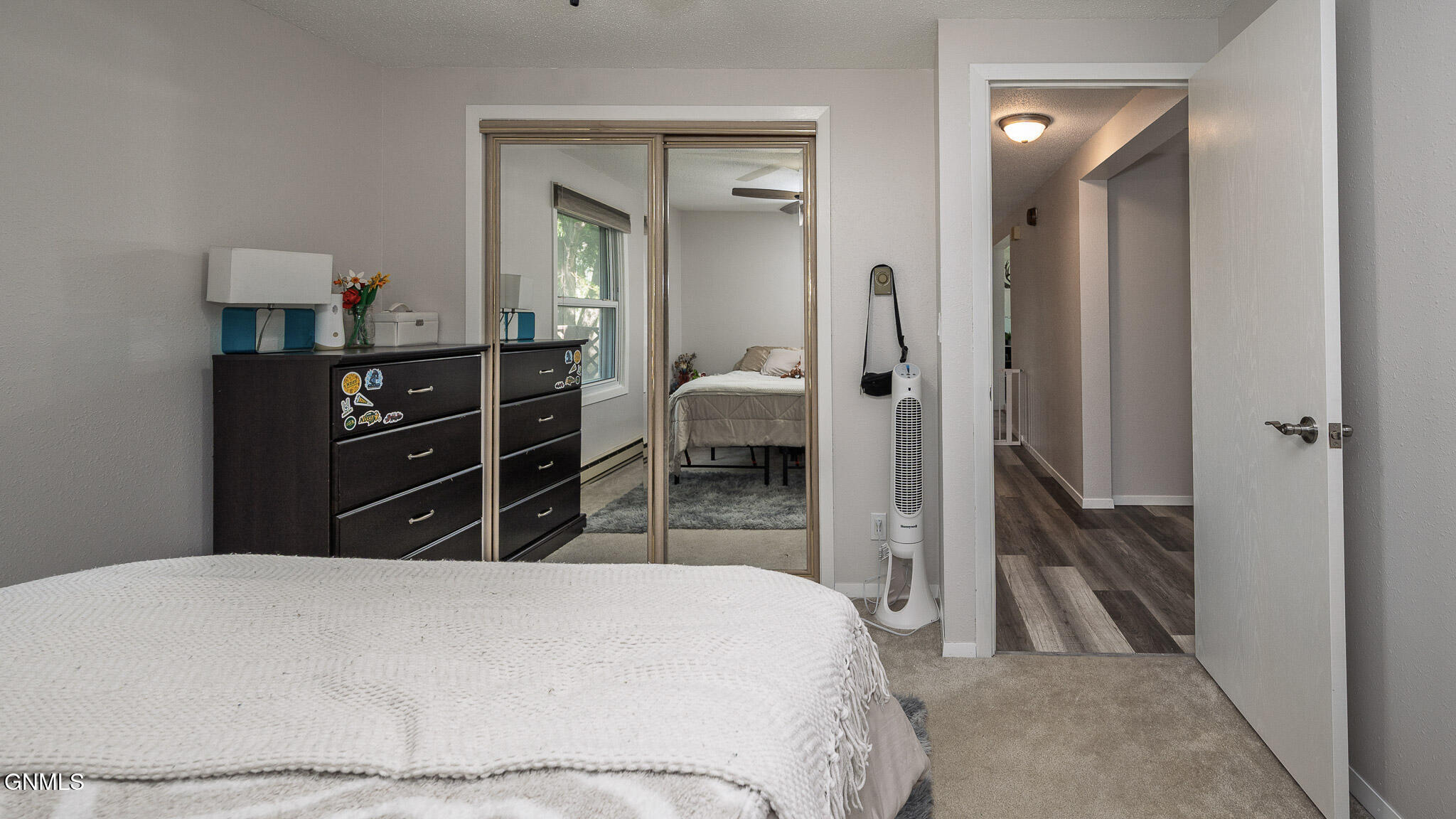 property viewer photo 14