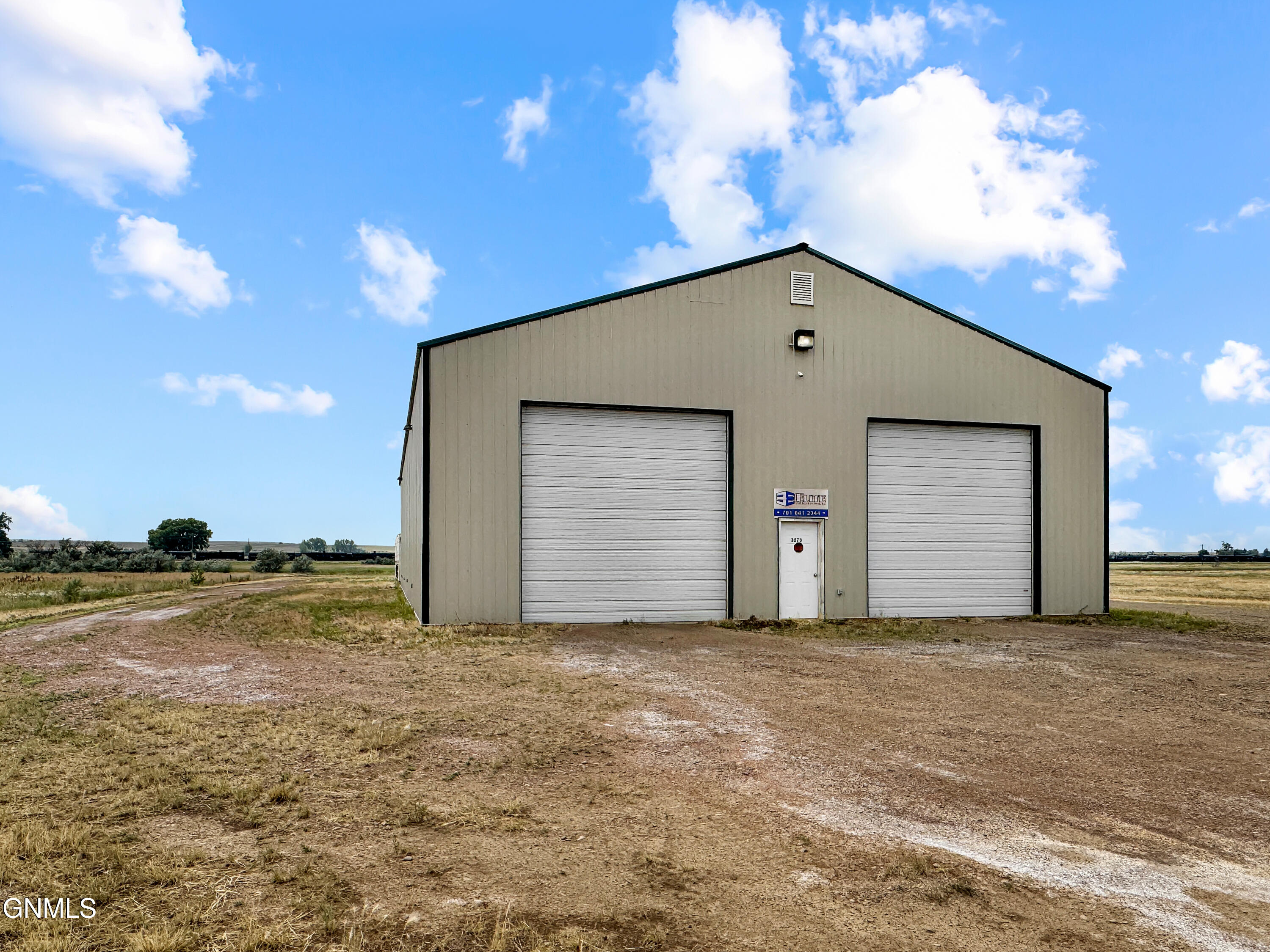 property viewer photo 2