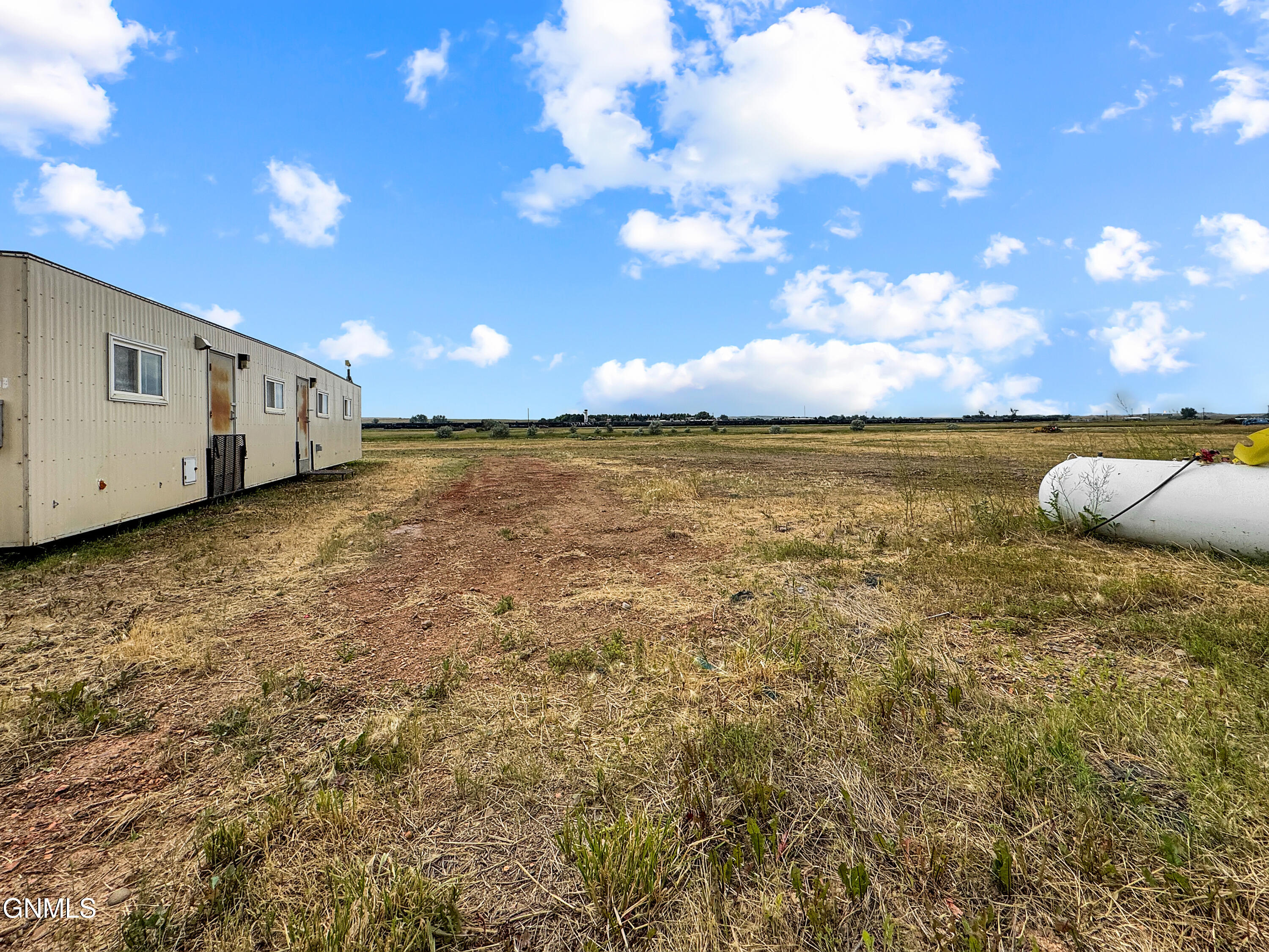 property viewer photo 9