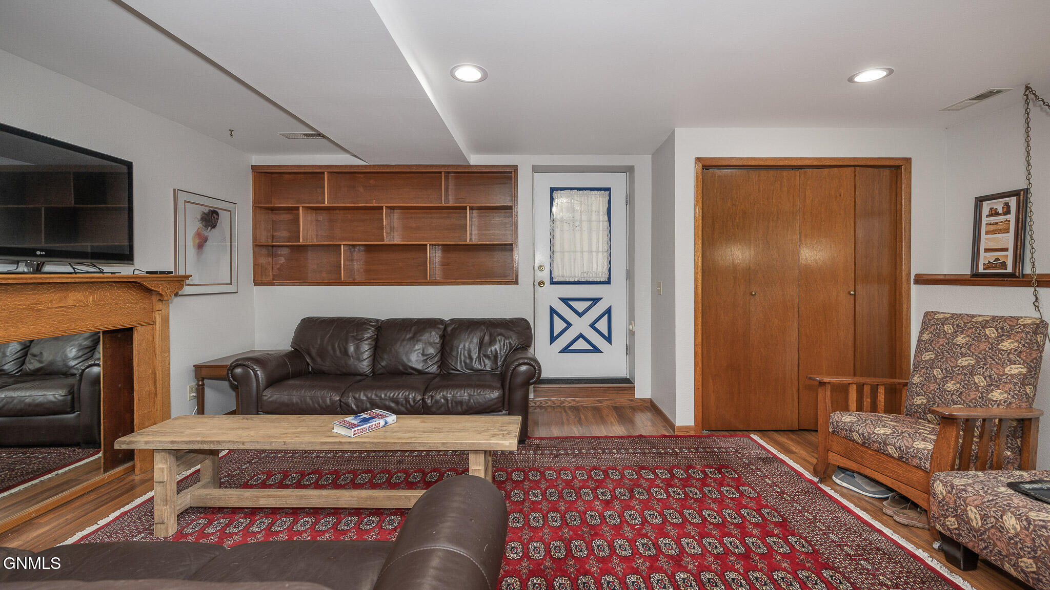 property viewer photo 19