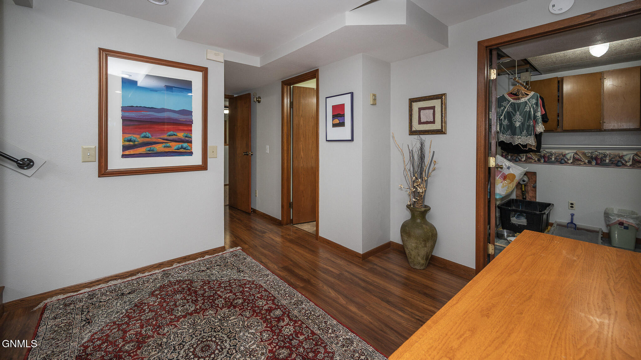 property viewer photo 22
