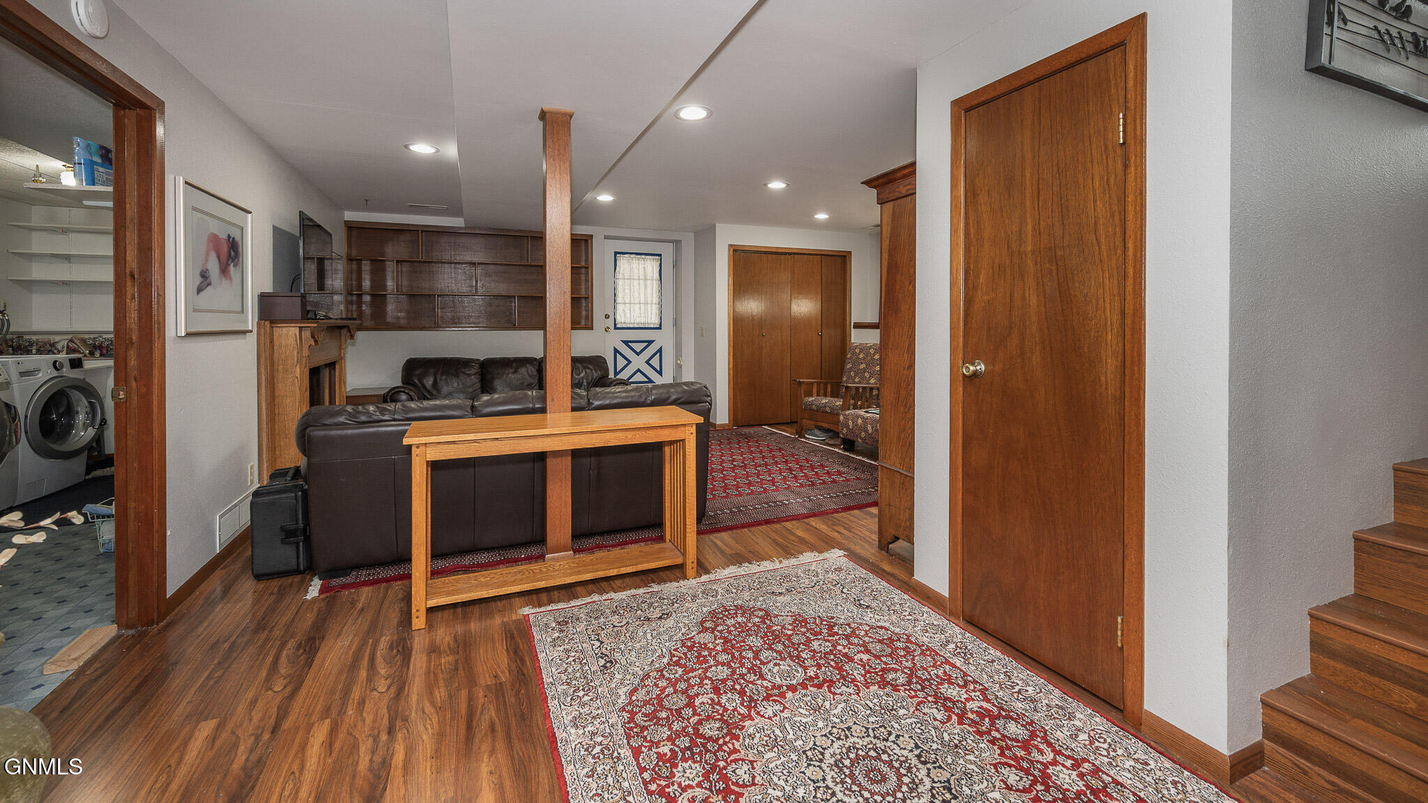 property viewer photo 24