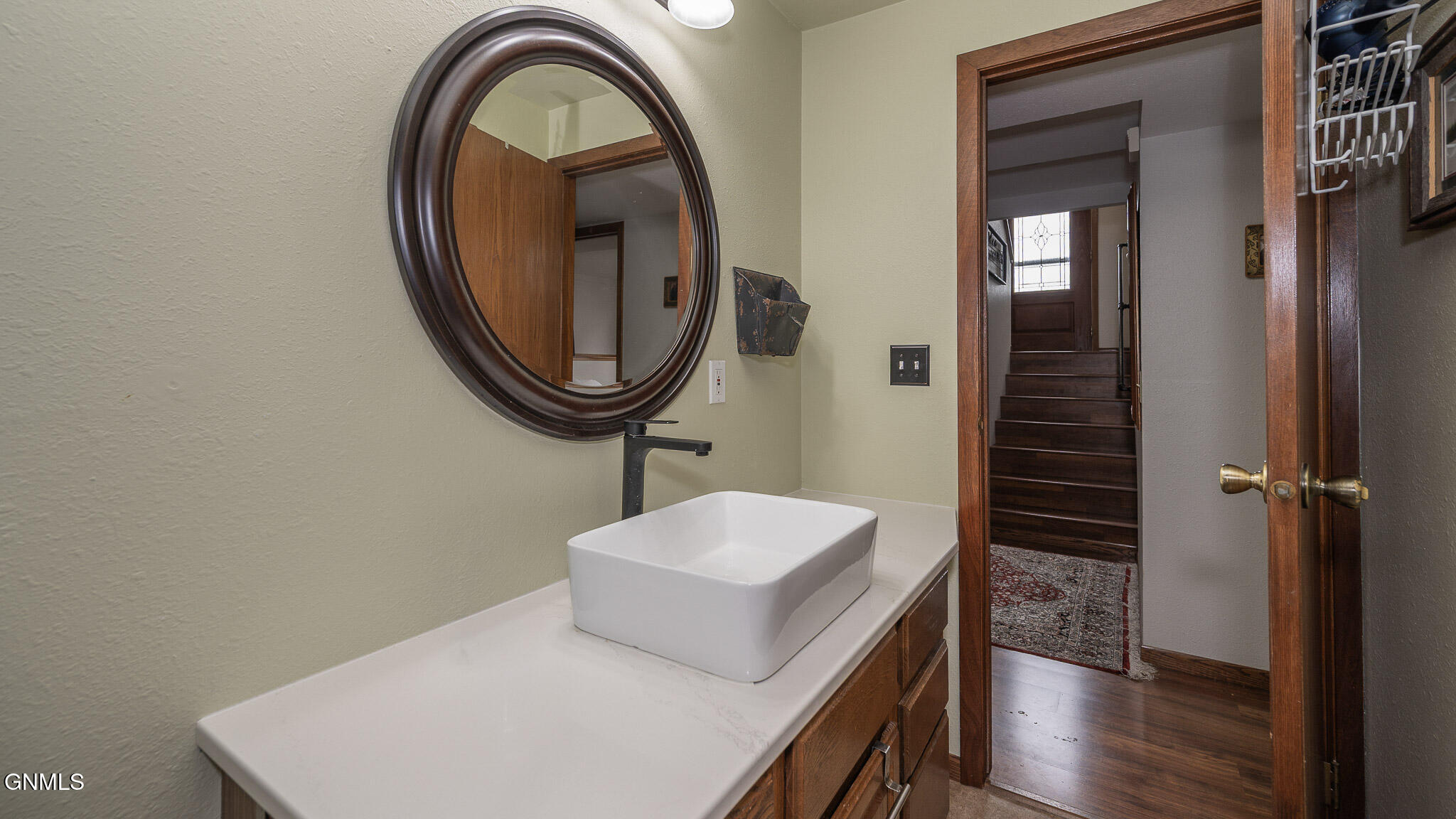 property viewer photo 30