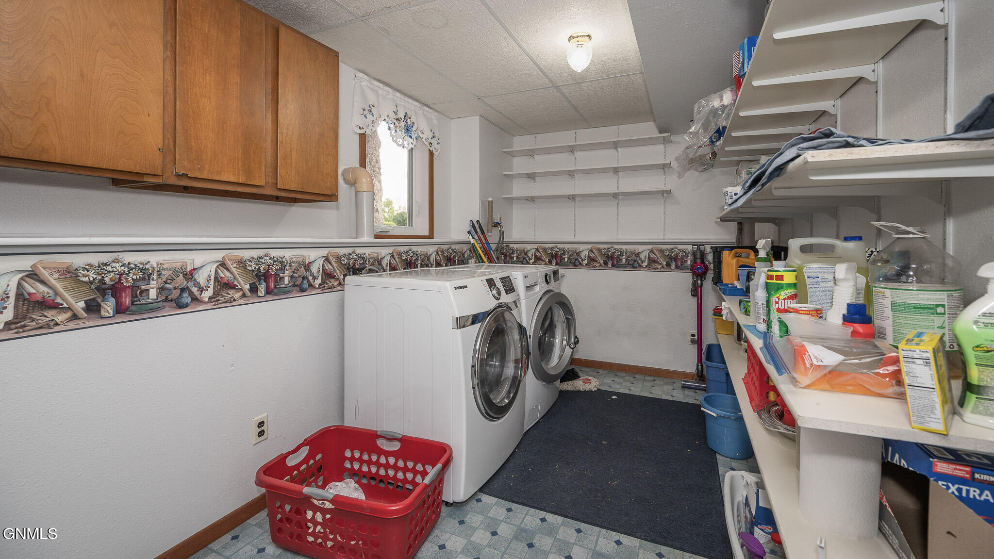 property viewer photo 31