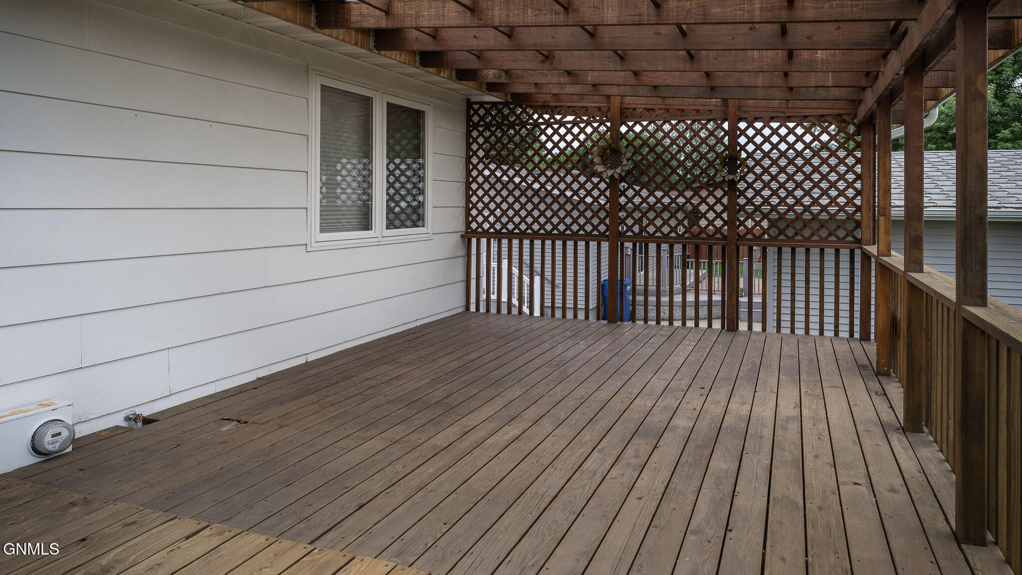 property viewer photo 35