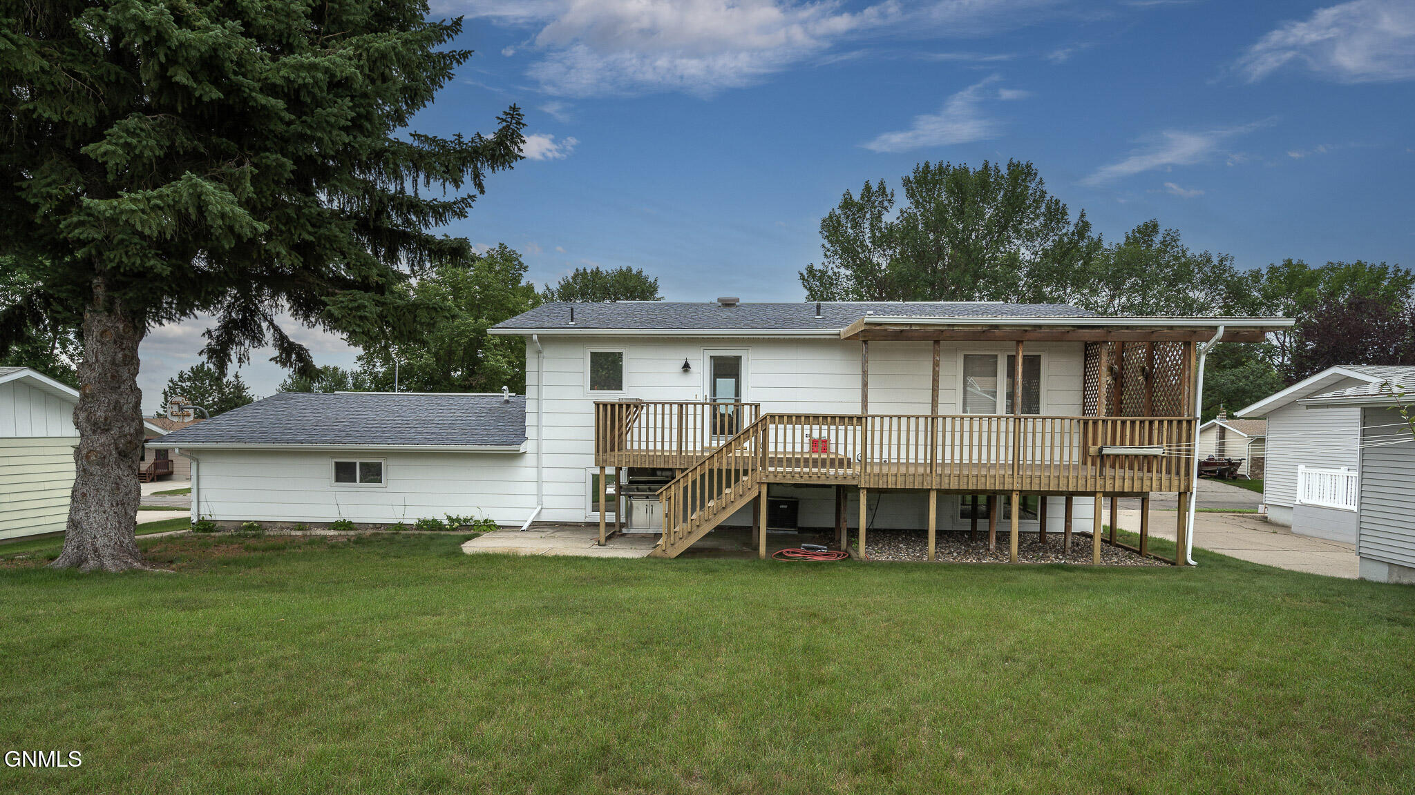 property viewer photo 37