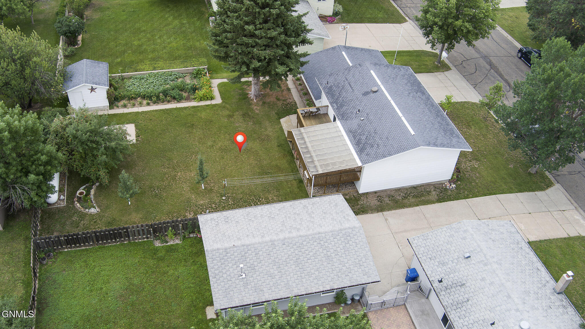 property viewer photo 42