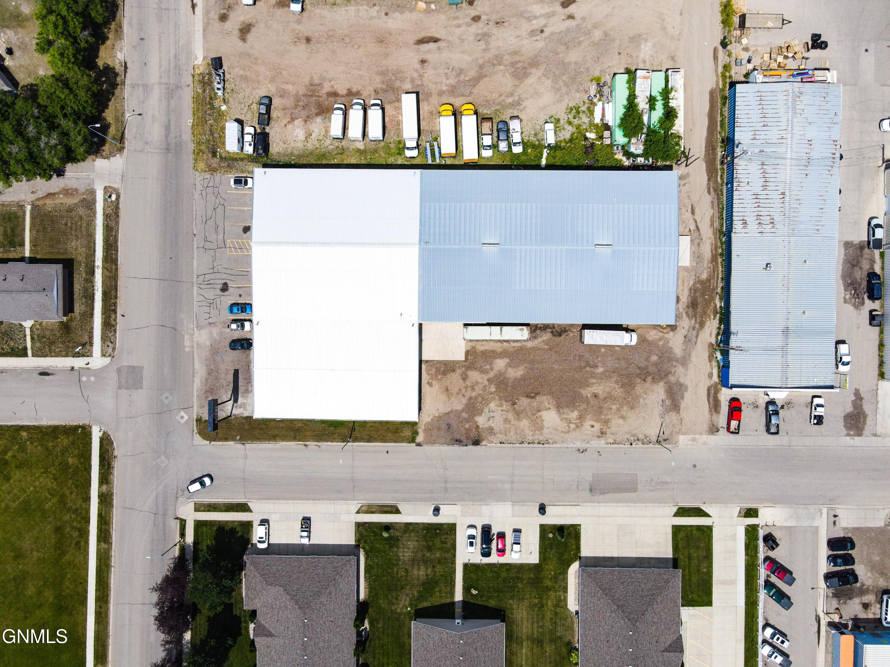 main property photo 5