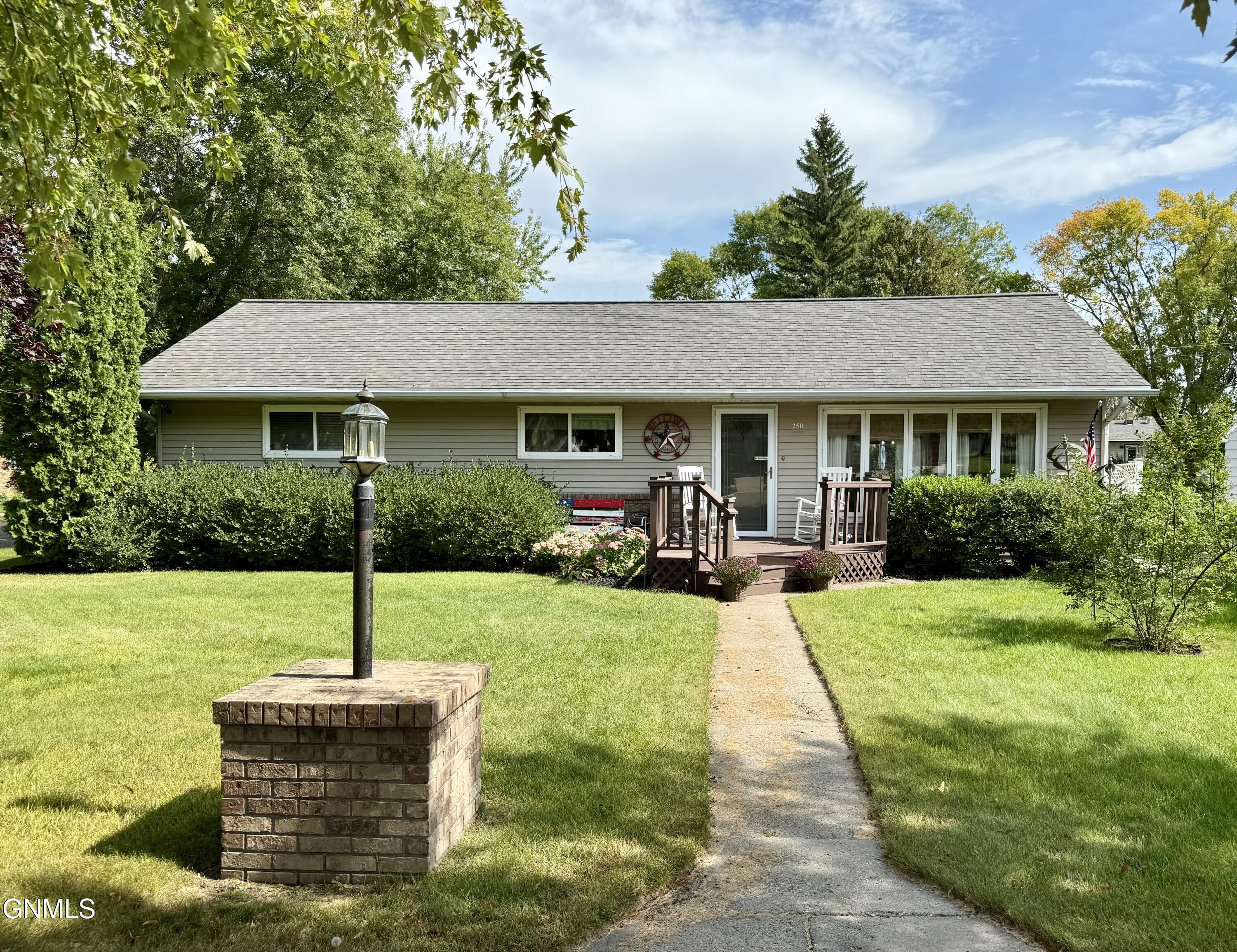 property viewer photo 1