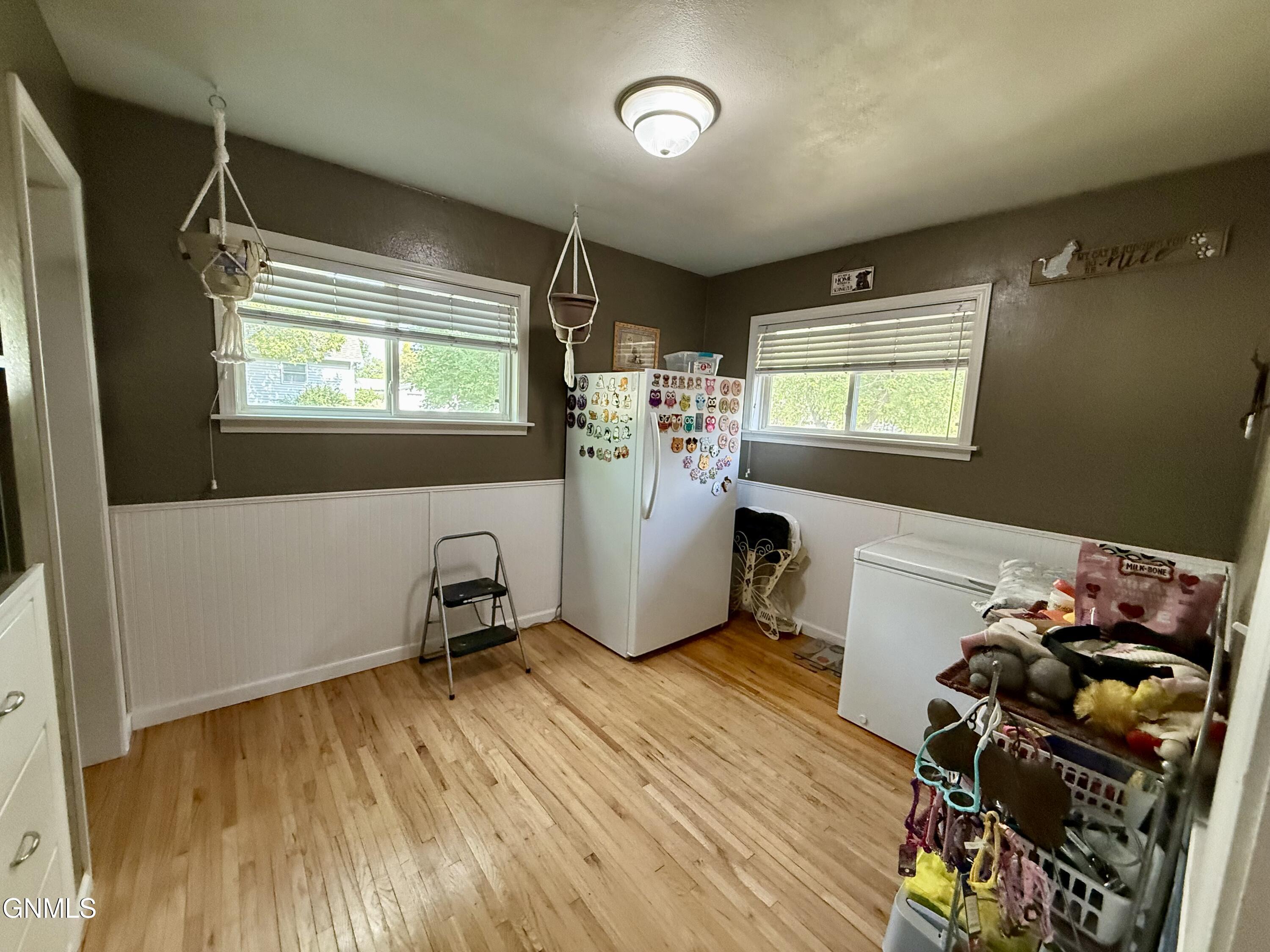 property viewer photo 31