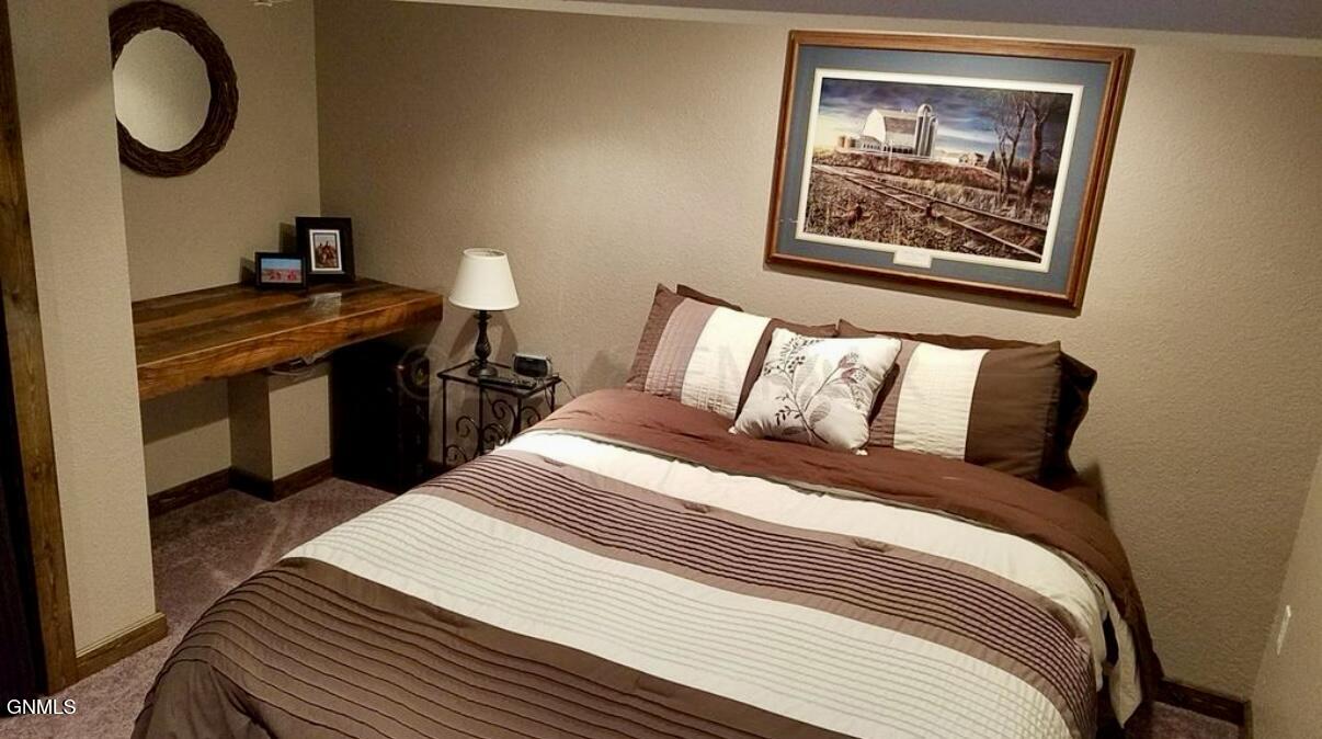 property viewer photo 35