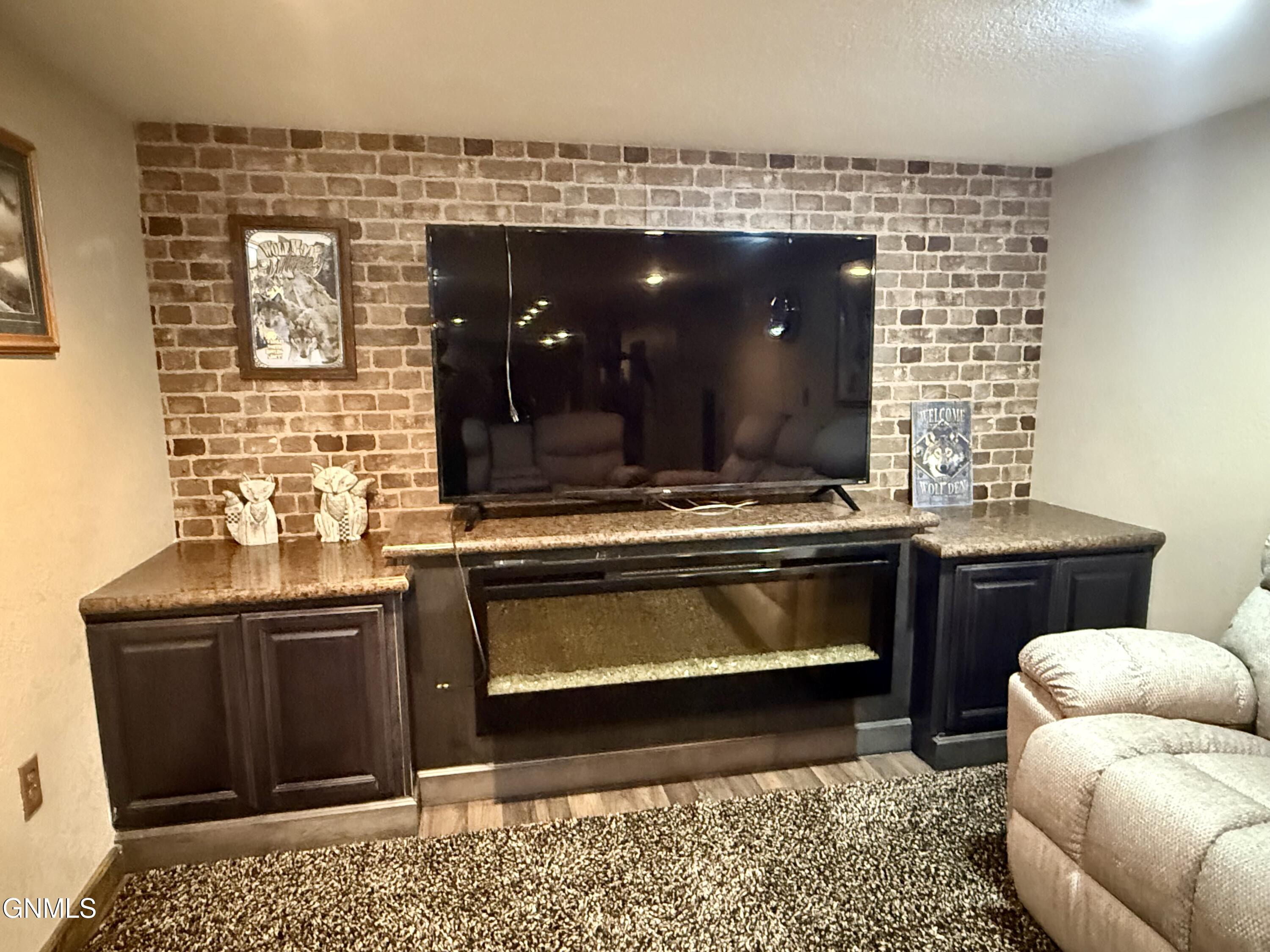 property viewer photo 38