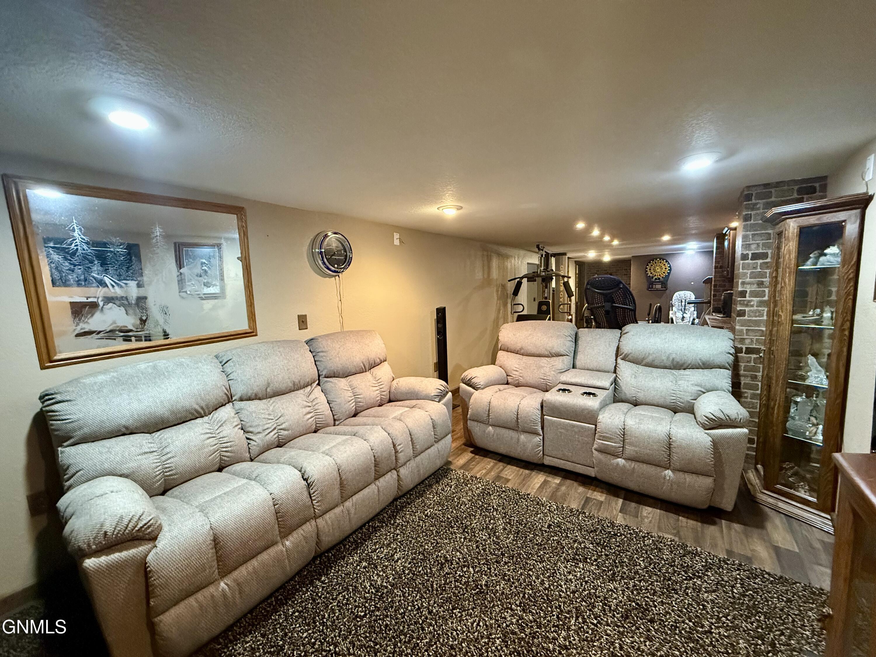 property viewer photo 39