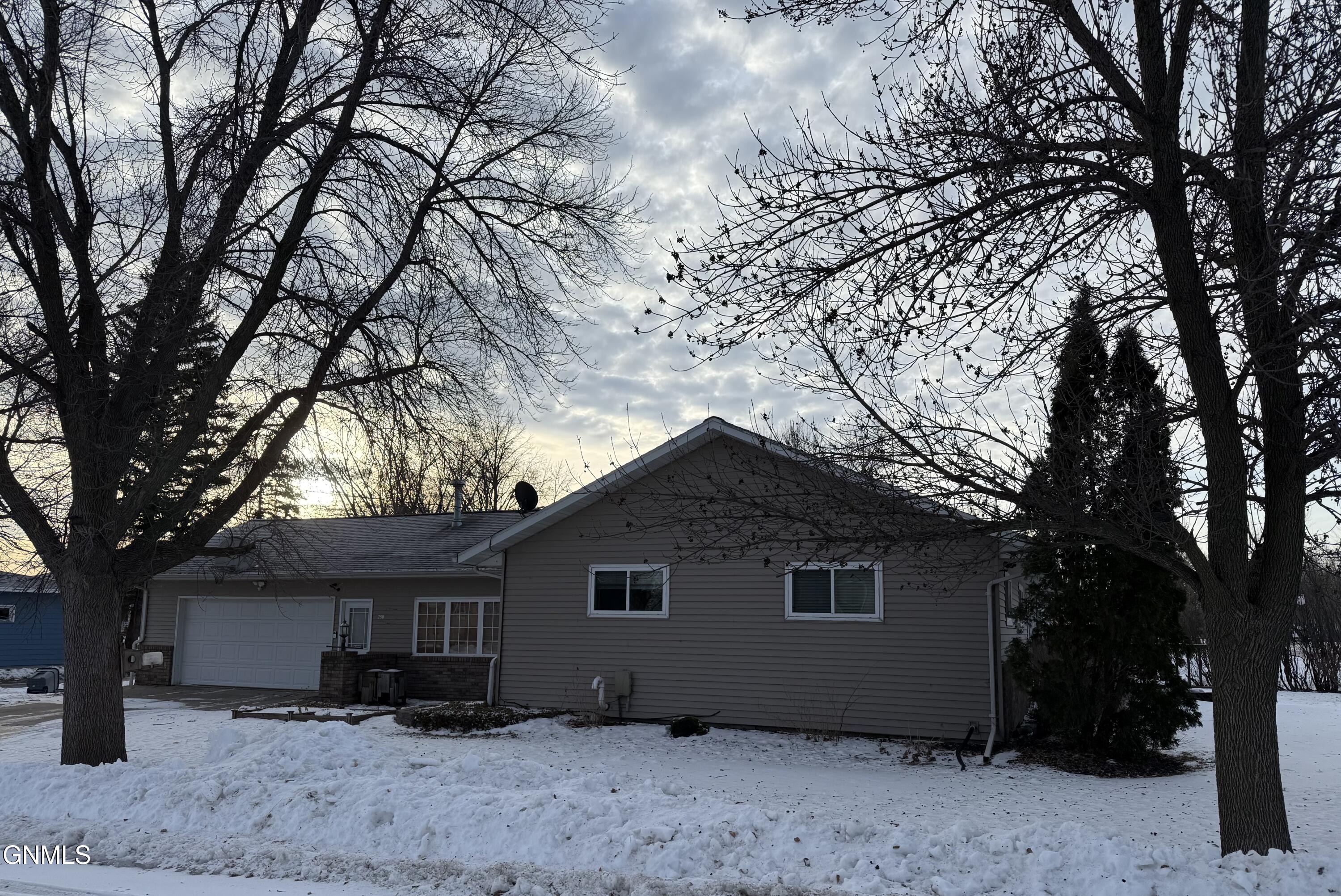 property viewer photo 44