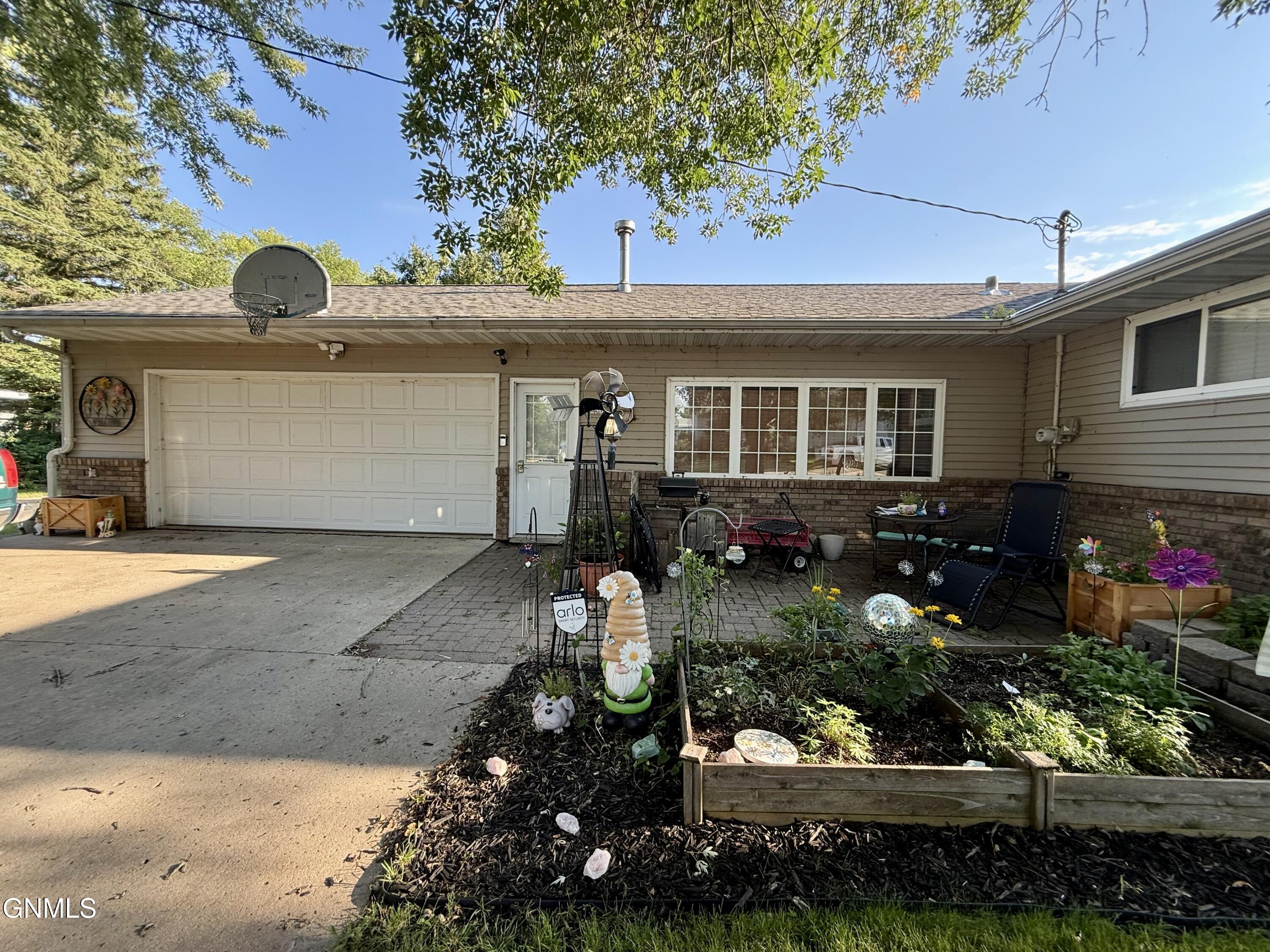 property viewer photo 47