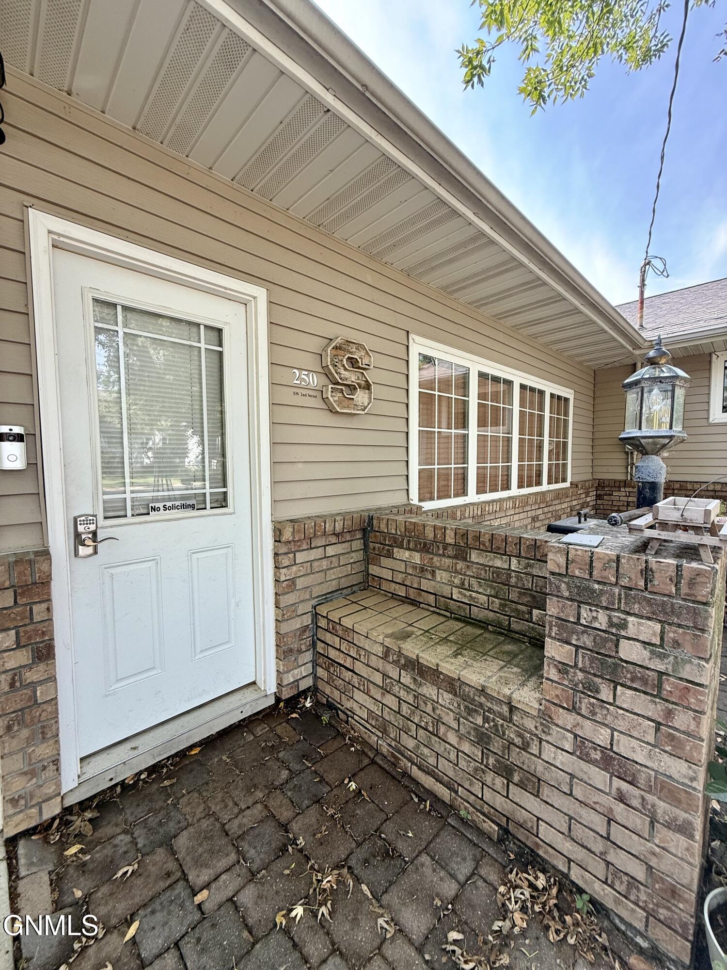 property viewer photo 50