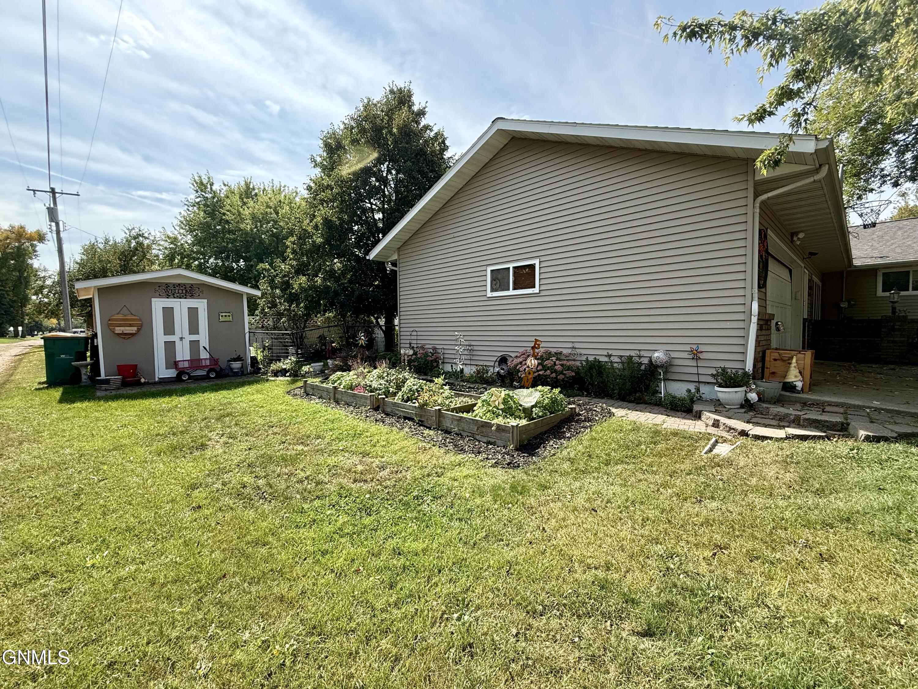 property viewer photo 51