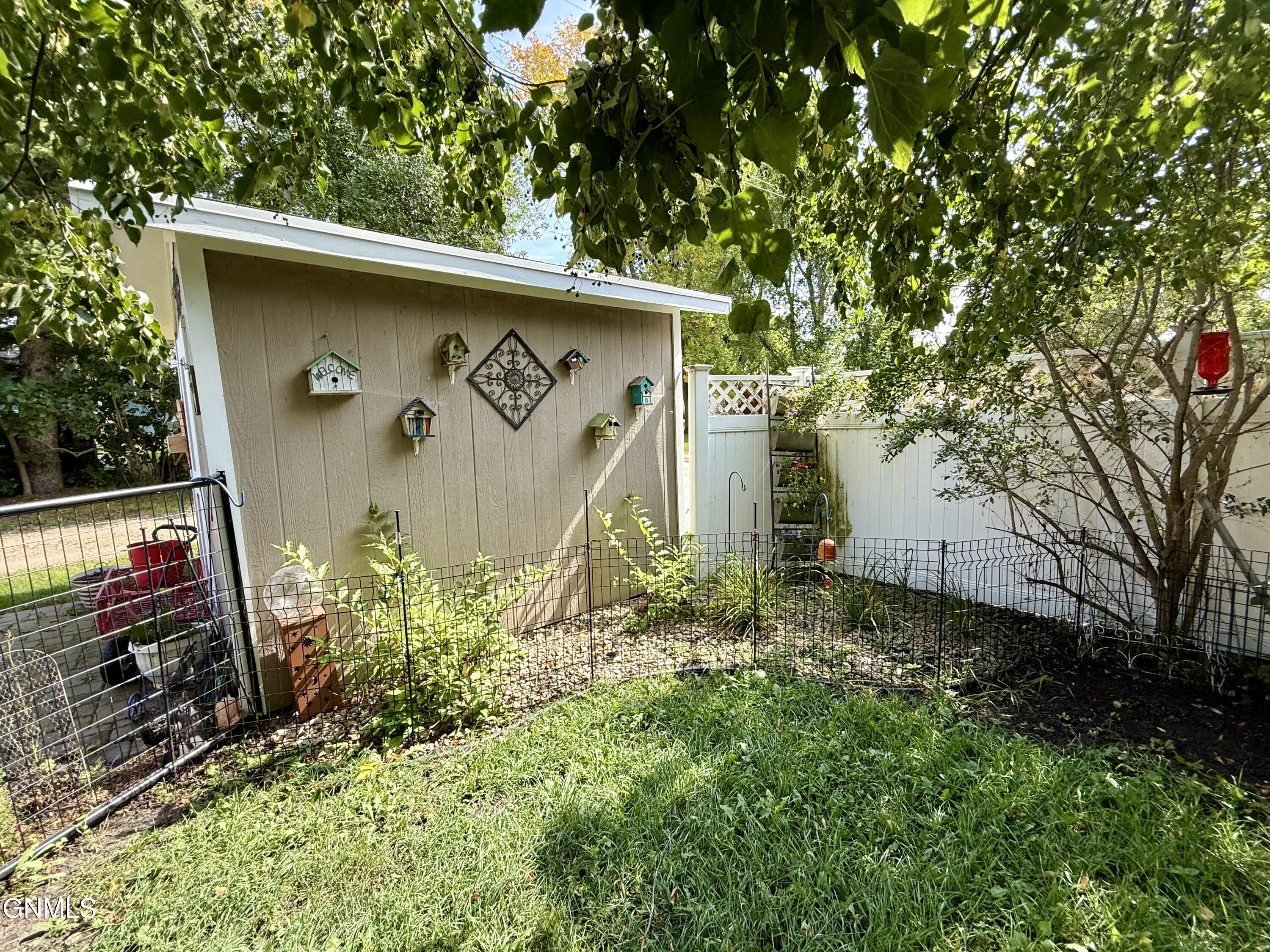 property viewer photo 53