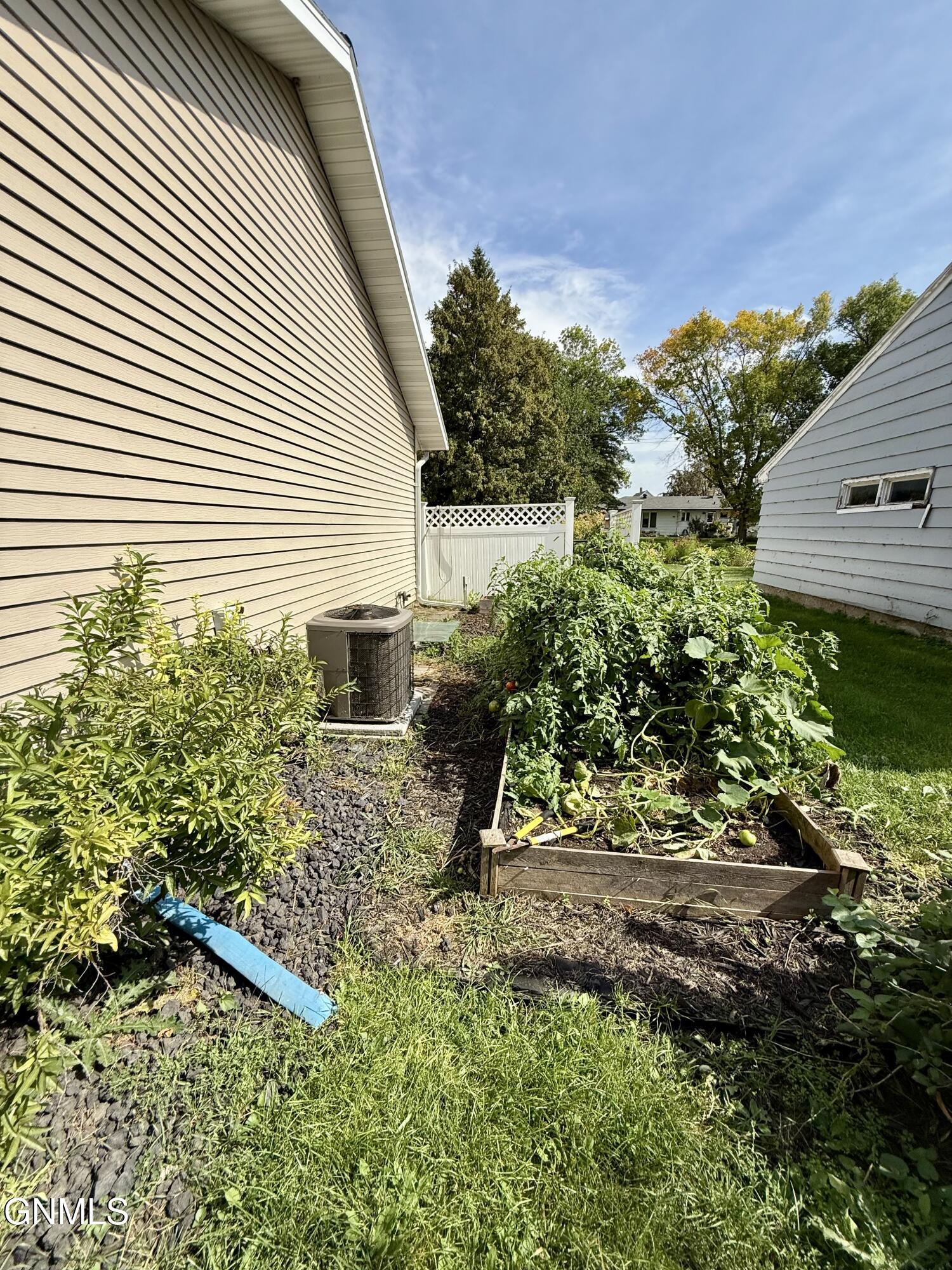 property viewer photo 56