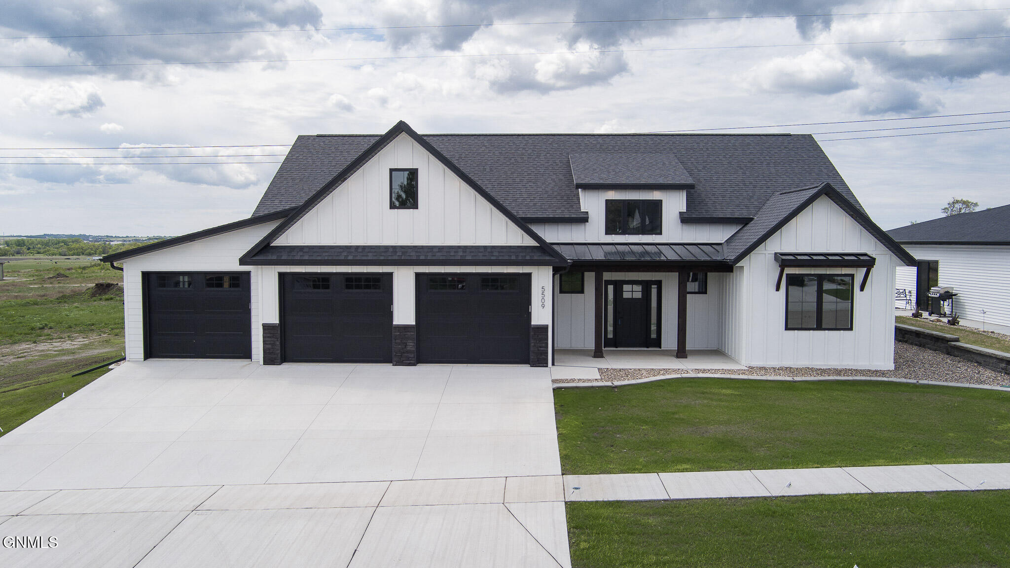 property viewer photo 1