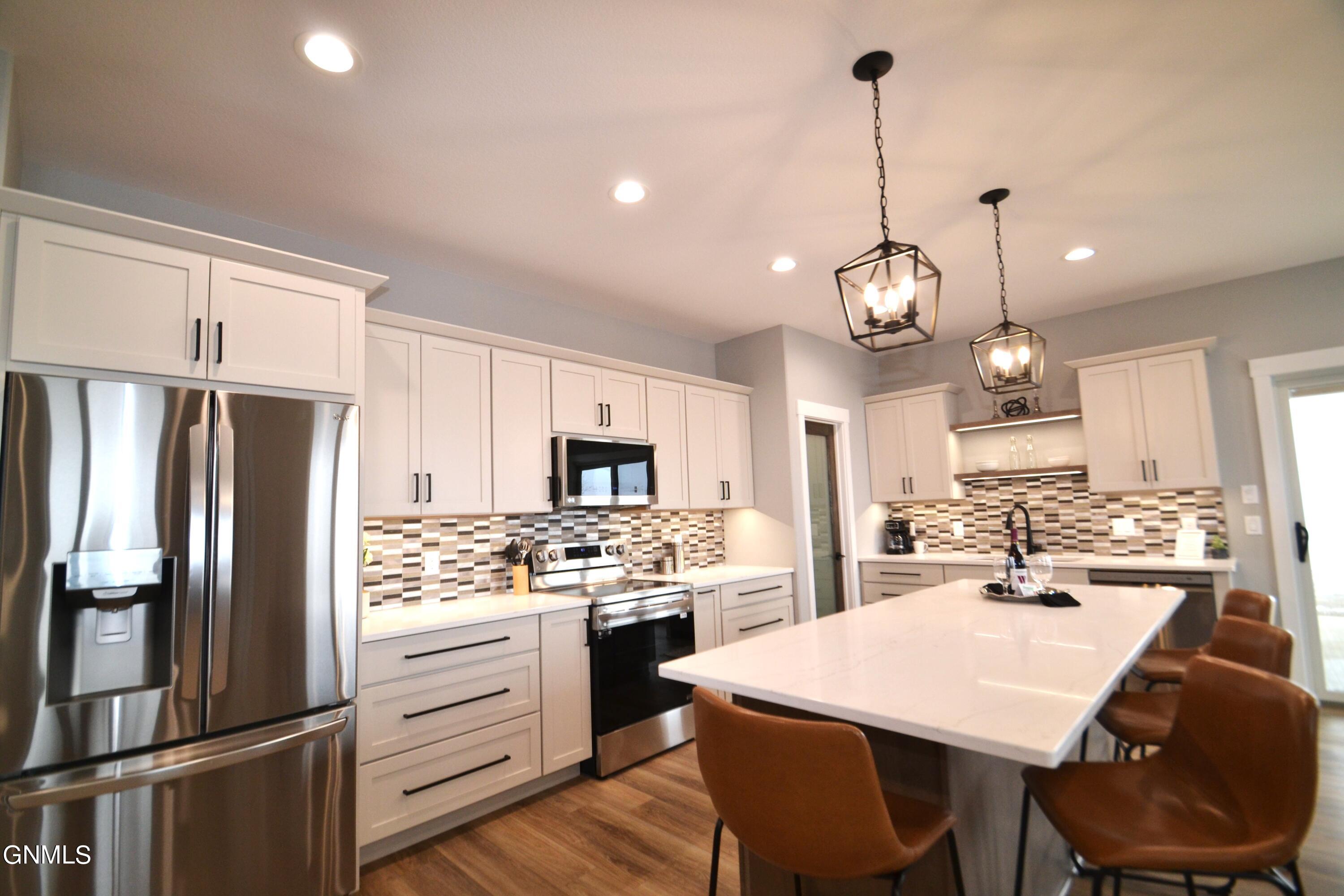 property viewer photo 10