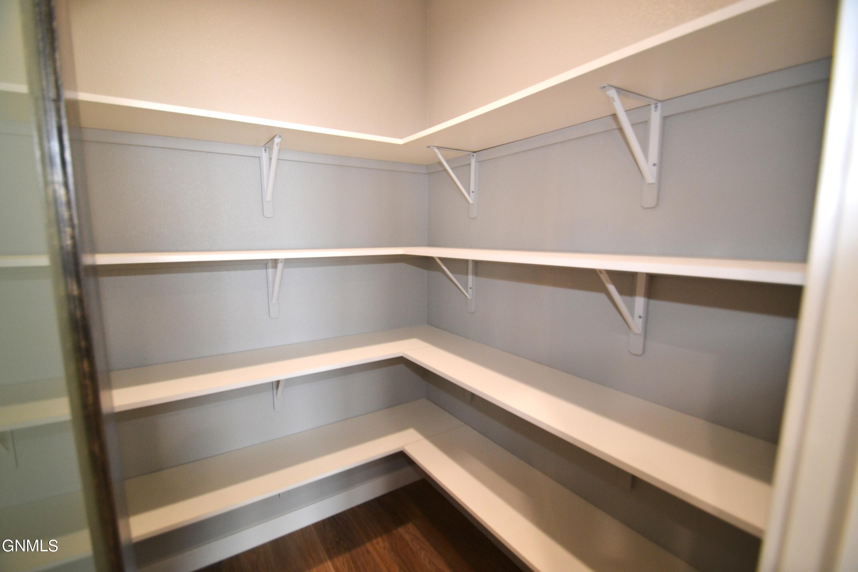 property viewer photo 15