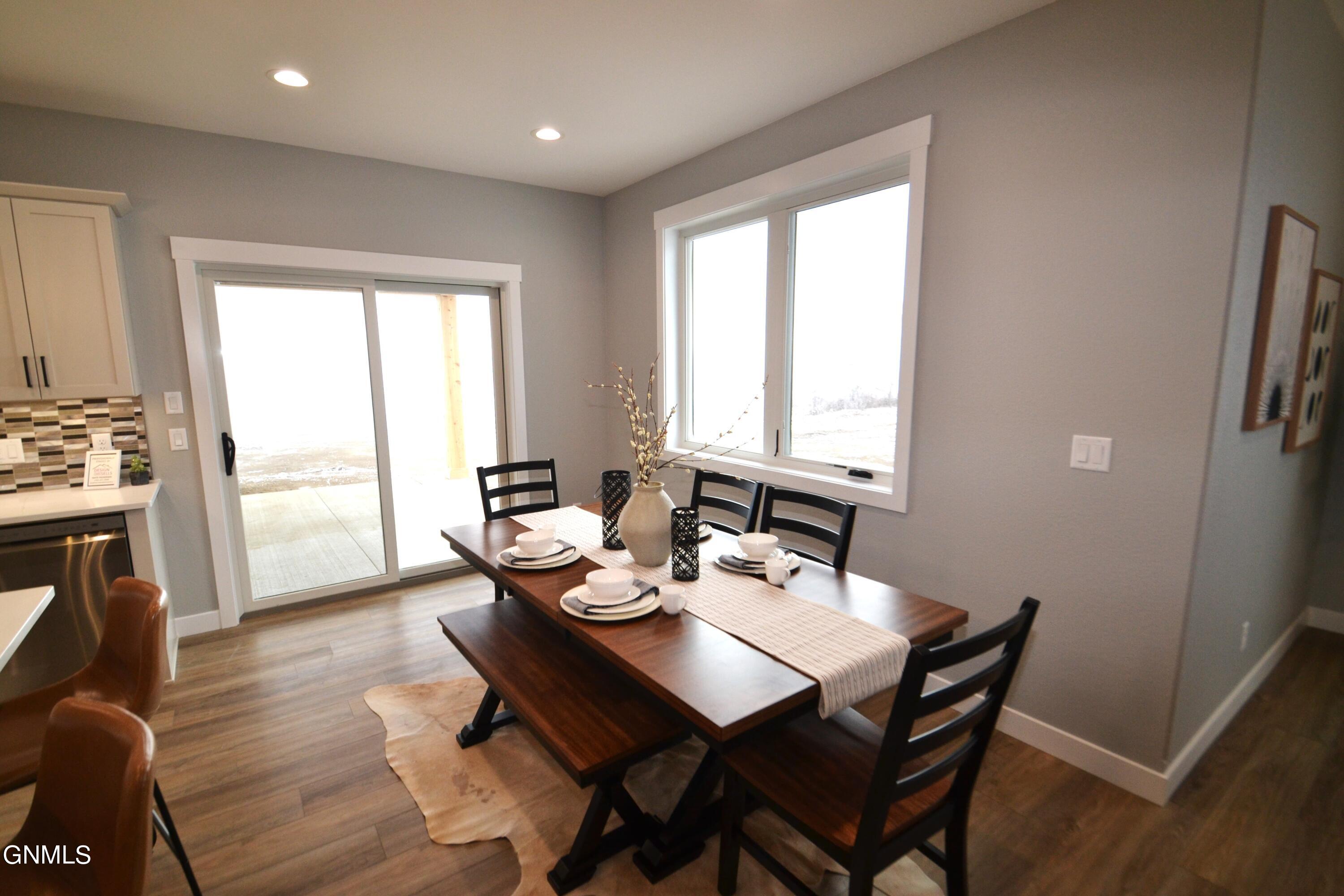 property viewer photo 17